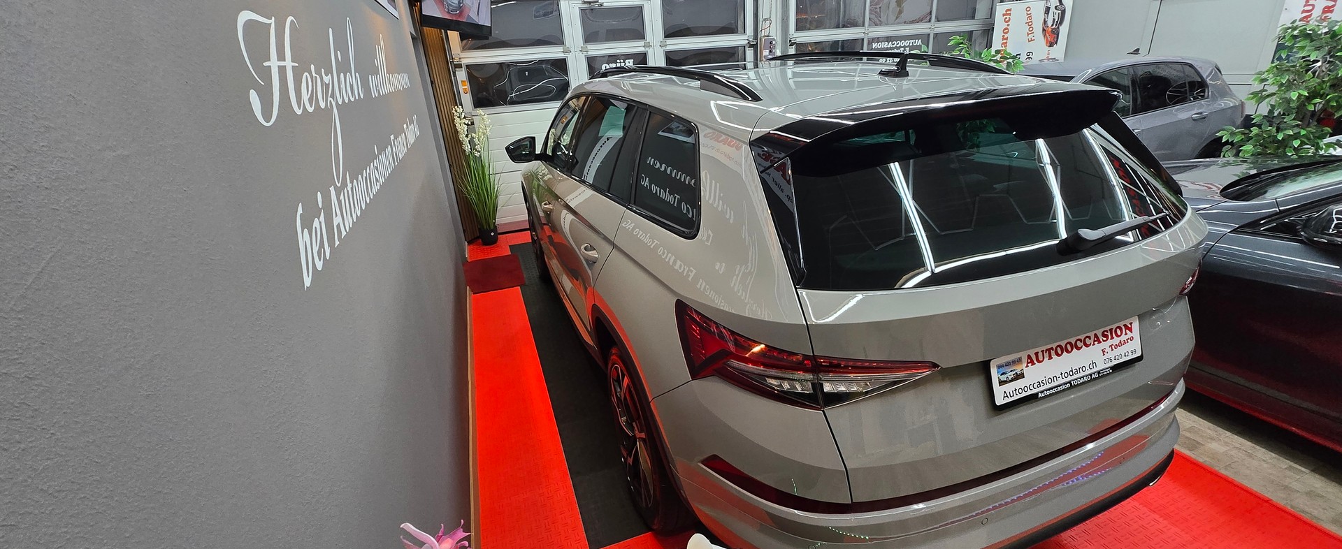 SKODA Kodiaq 2.0 TSI 4x4 RS-image-5