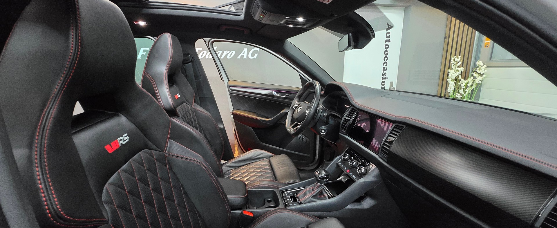 SKODA Kodiaq 2.0 TSI 4x4 RS-image-16