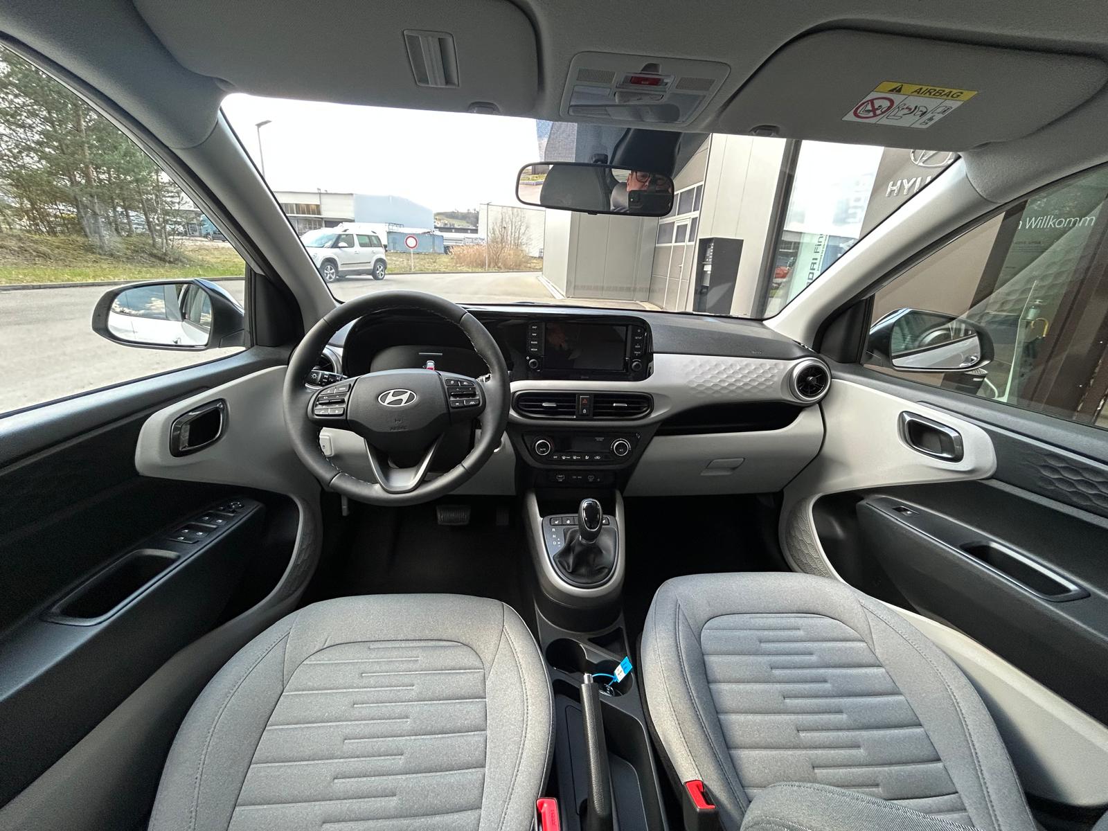 HYUNDAI i10 1.2 Vertex Aut.-image-9