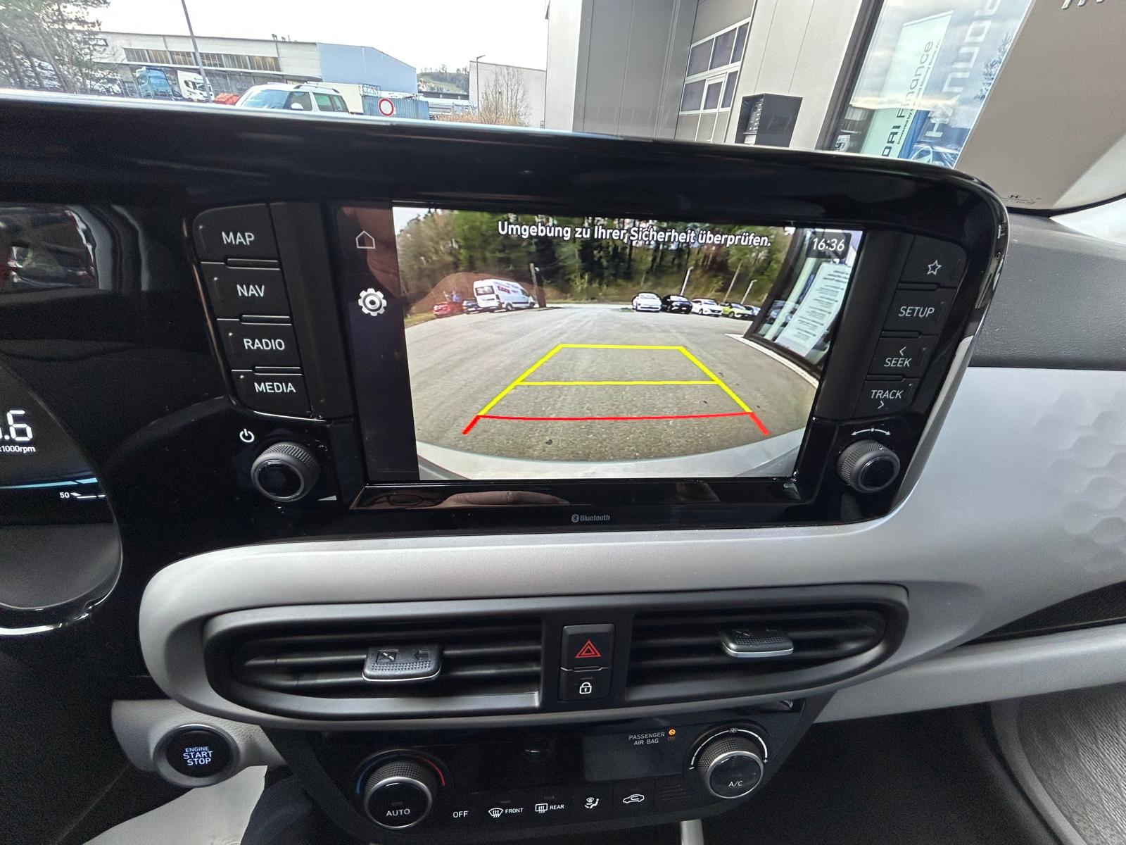 HYUNDAI i10 1.2 Vertex Aut.-image-11