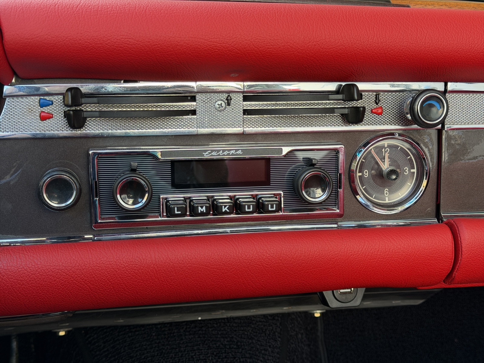 MERCEDES-BENZ SL 280 Automat-image-14