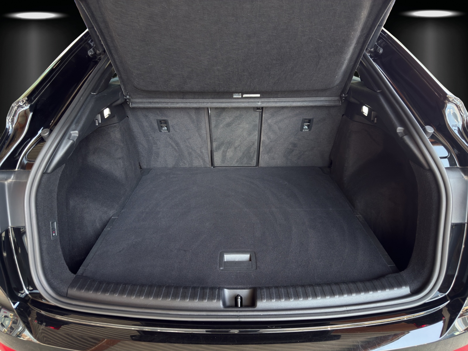 AUDI Q4 Sportback e-tron 50 quattro-image-7