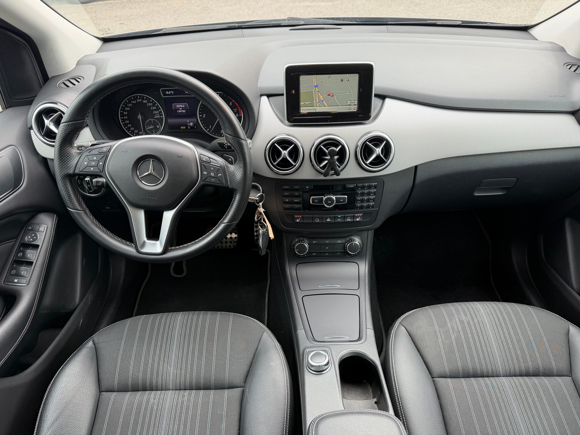 MERCEDES-BENZ B 180 CDI 7G-DCT-image-8