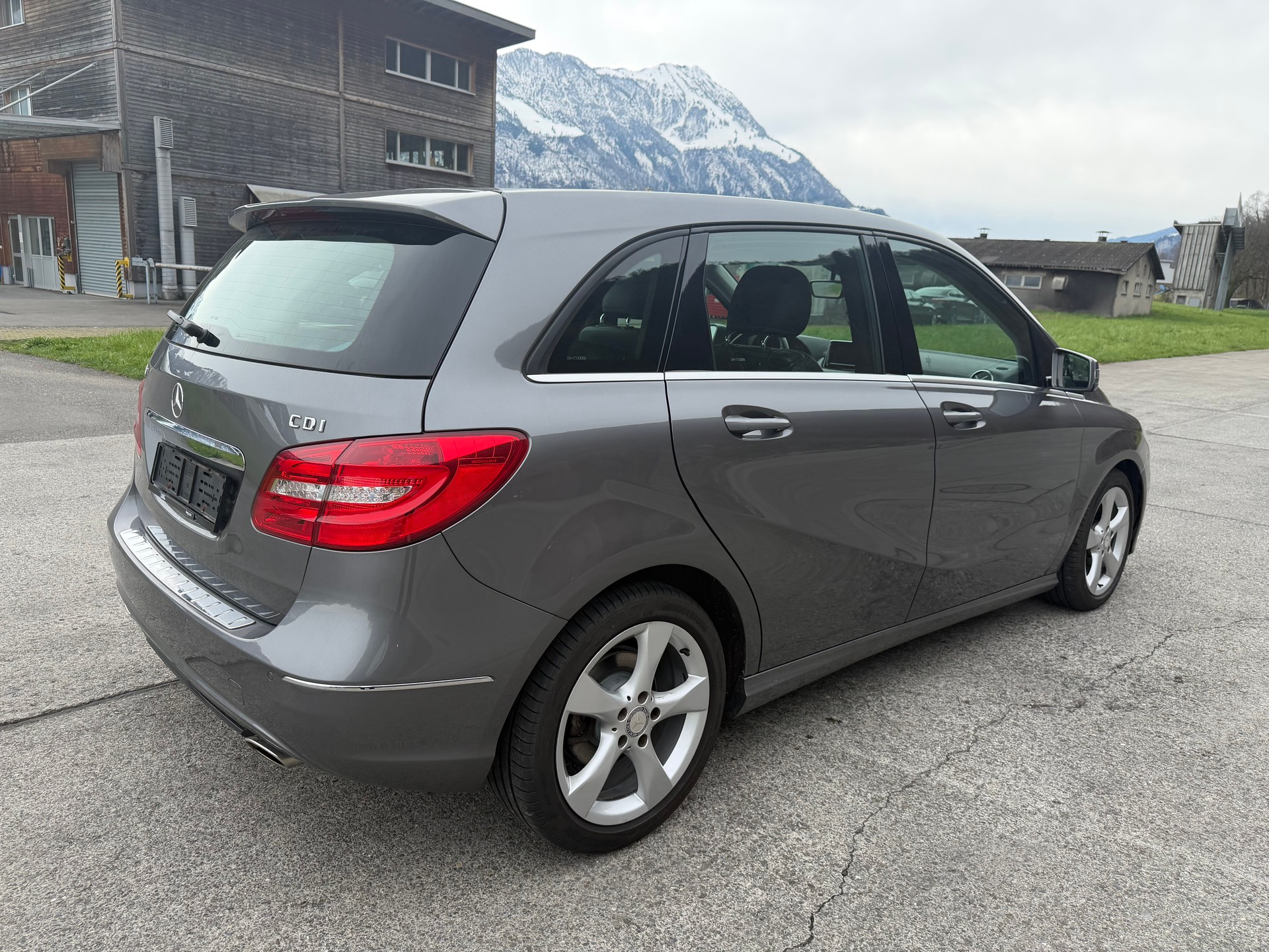 MERCEDES-BENZ B 180 CDI 7G-DCT-image-4