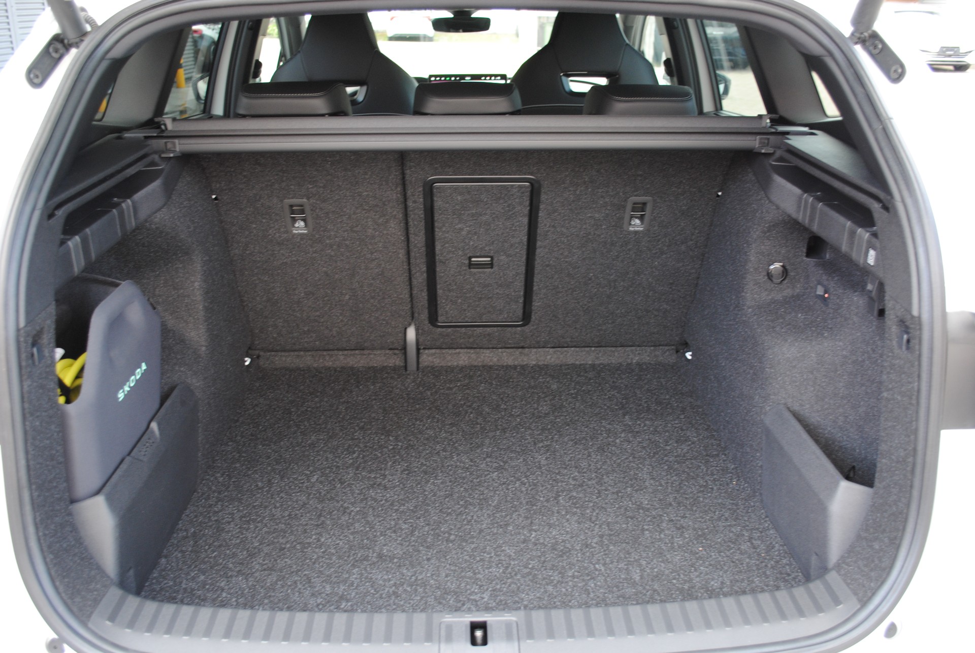 SKODA Enyaq 85x Sportline 4x4-image-19