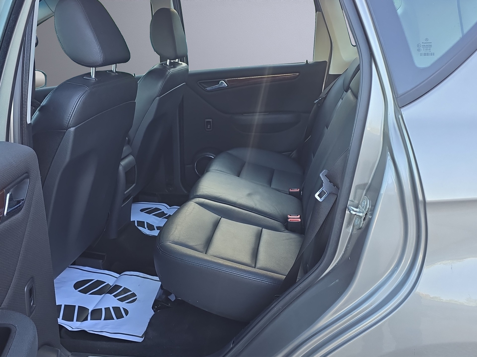 MERCEDES-BENZ A 170 Elégance-image-11