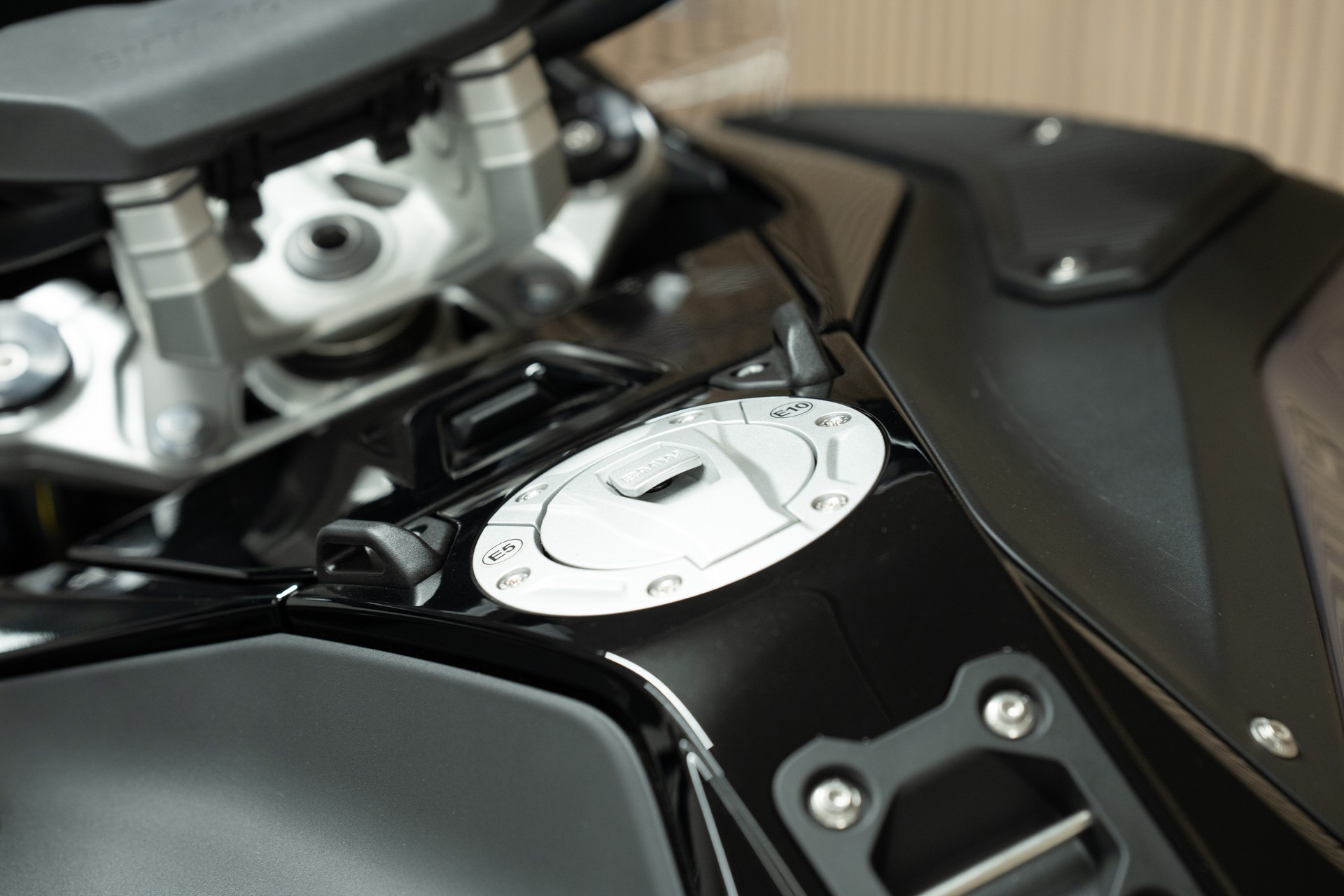 BMW R 1300 GS Adventure mit 0.9% Leasing und CHF 1'500.- Boxer Prämie 🤑🔥-showroom-element-3