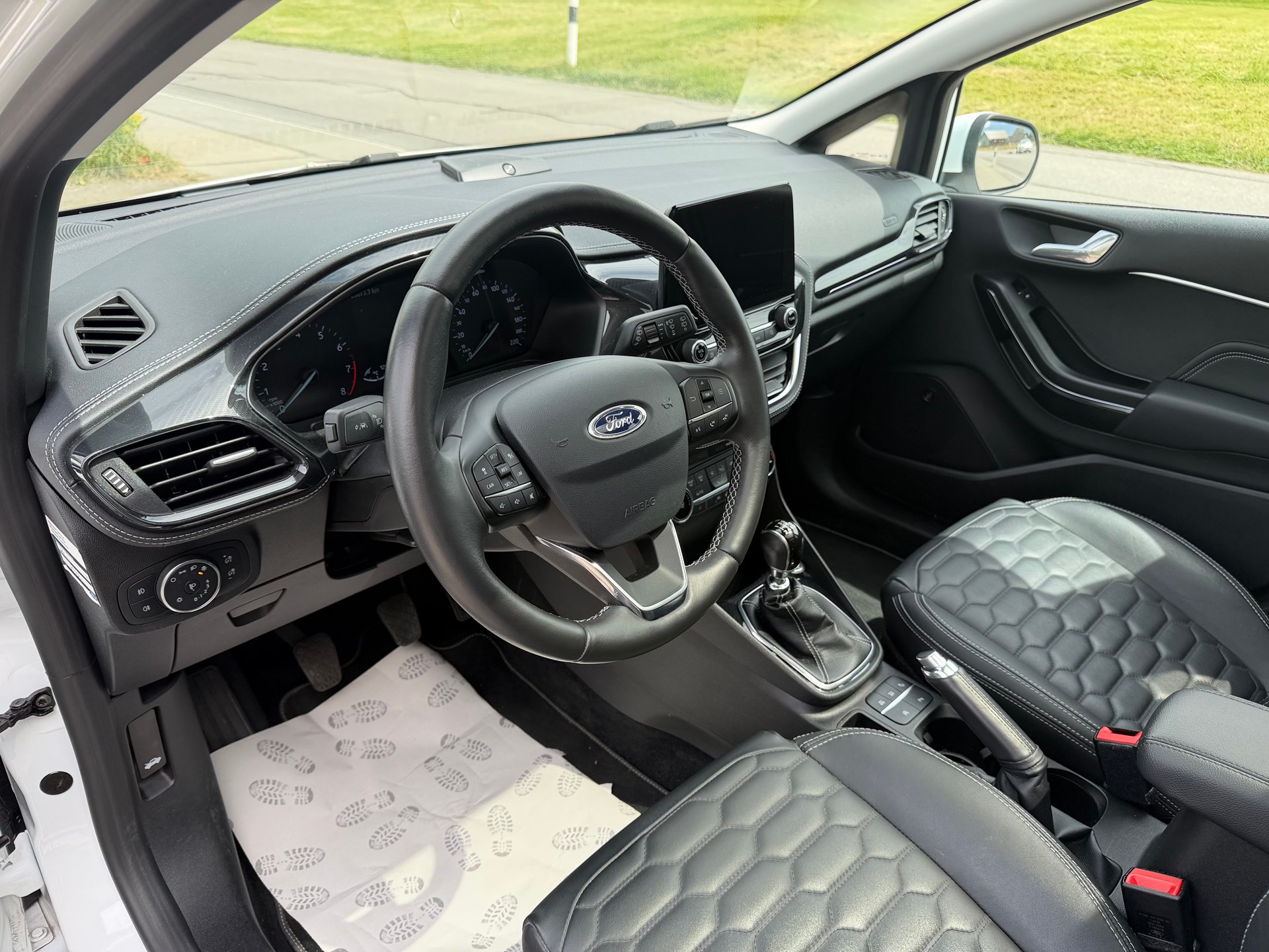 FORD Fiesta 1.0 SCTi Vignale-image-7