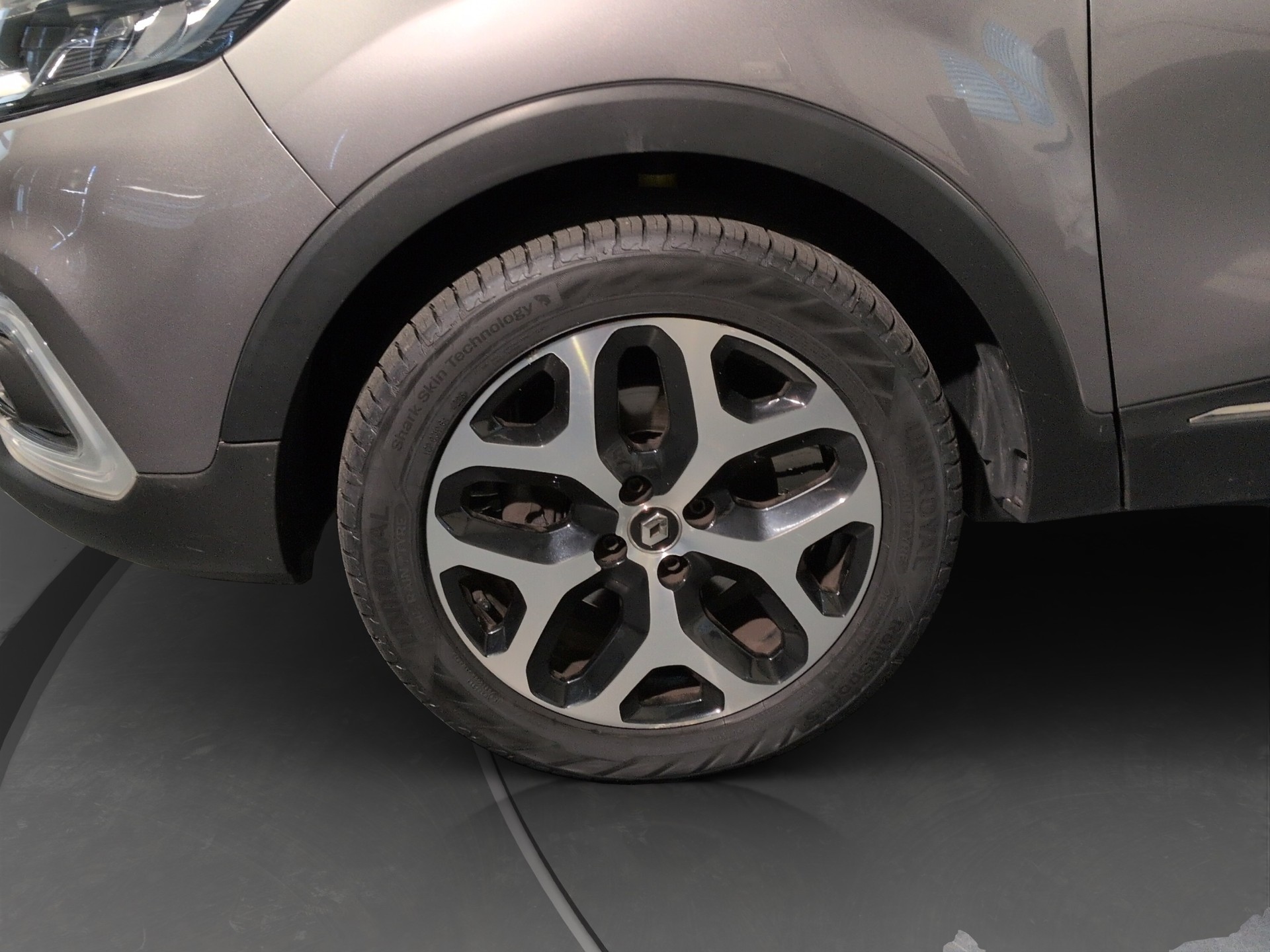 RENAULT Captur 1.2 T 16V Intens-image-22