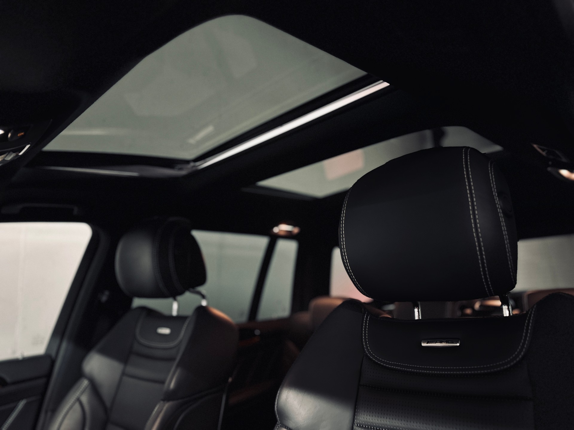 MERCEDES-BENZ GLS 63 AMG 4Matic Speedshift Plus-image-10