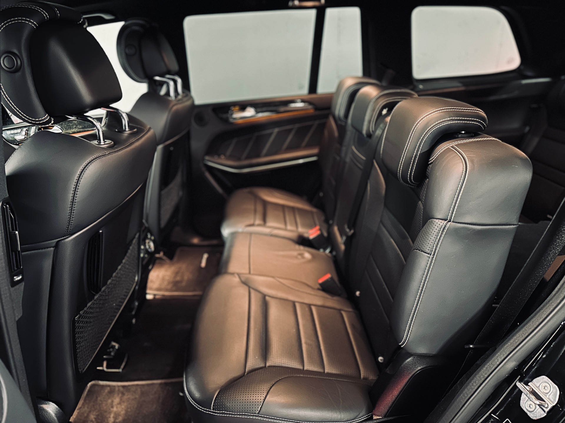 MERCEDES-BENZ GLS 63 AMG 4Matic Speedshift Plus-image-9