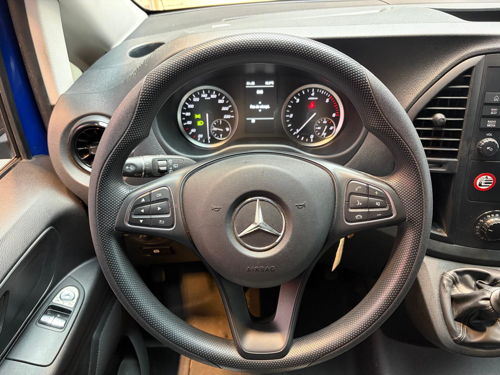 MERCEDES-BENZ Vito 116 CDI Pro-image-12