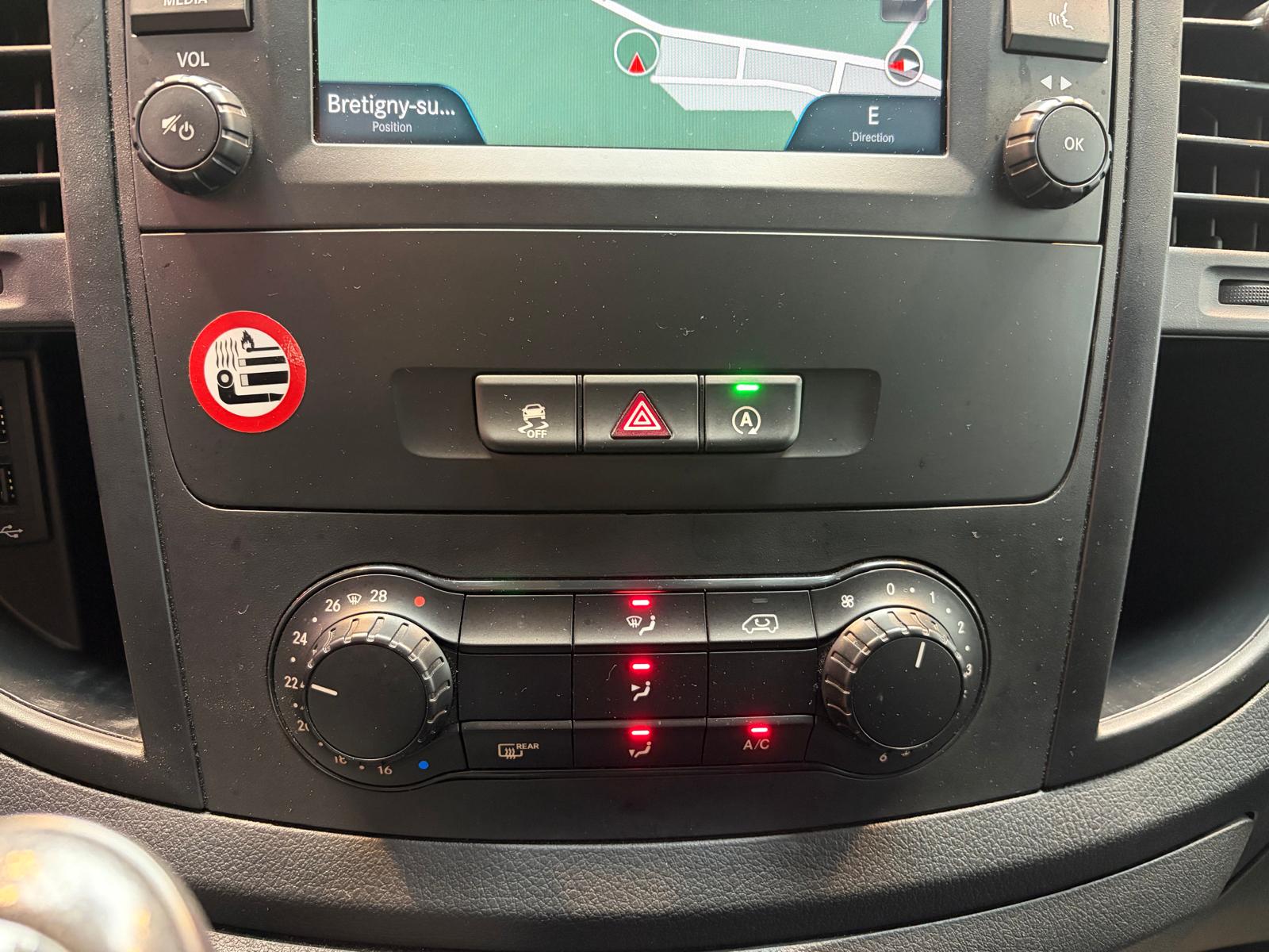 MERCEDES-BENZ Vito 116 CDI Pro-image-18