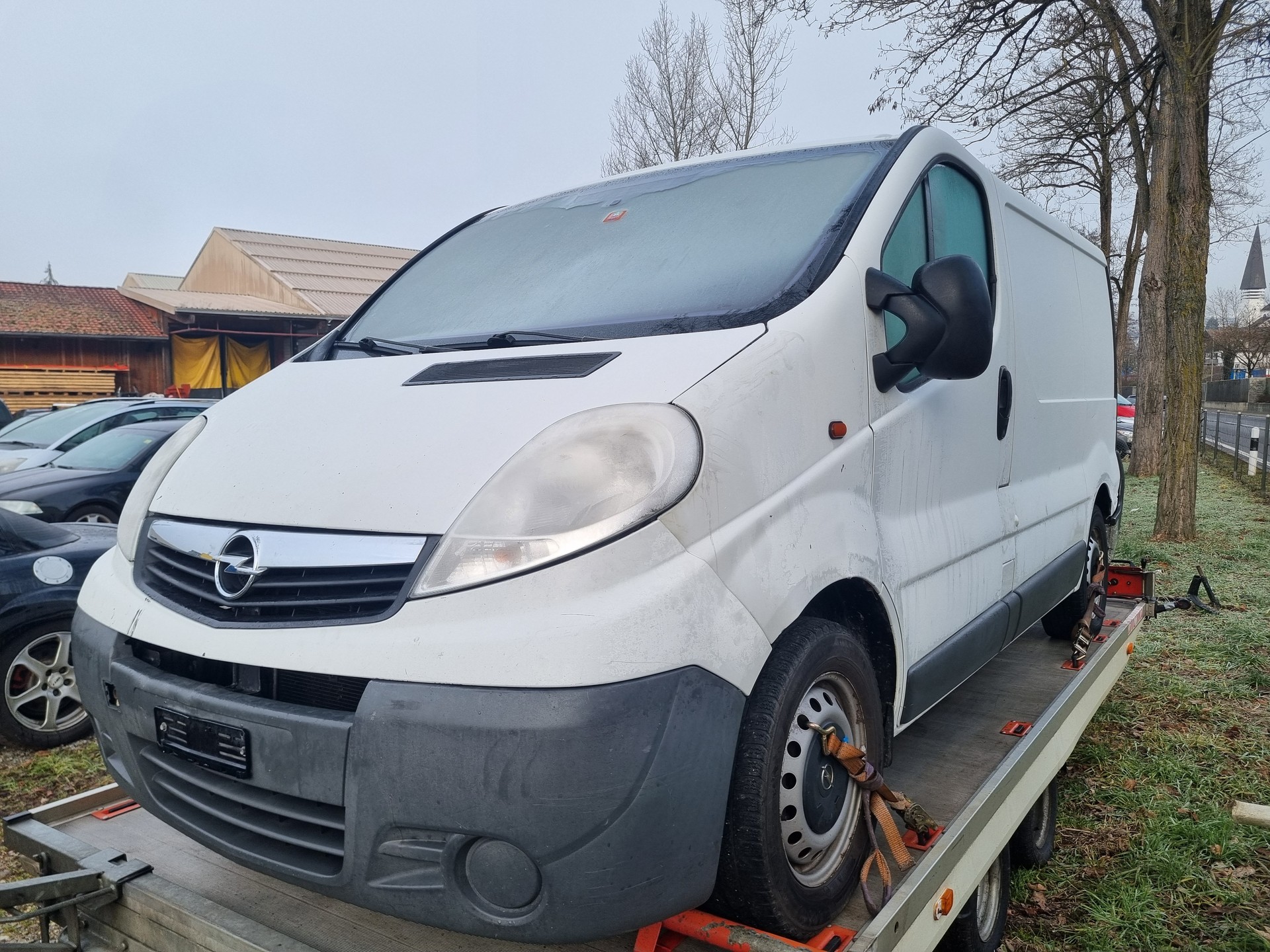 RENAULT Trafic 2.0 dCi 90 2.7t L1H1-image-2
