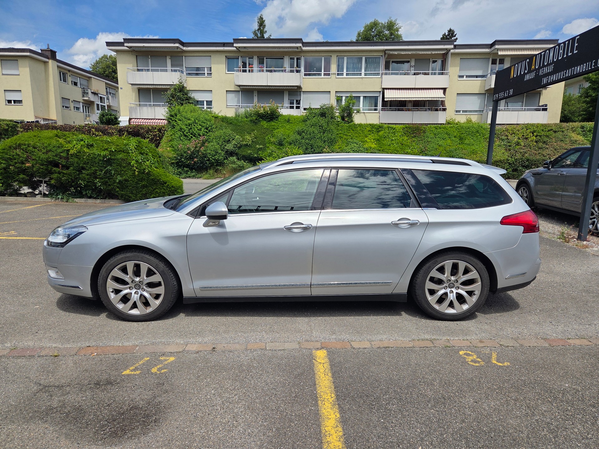 CITROEN C5 Tourer 3.0 HDi V6 Exclusive Automatic-image-1