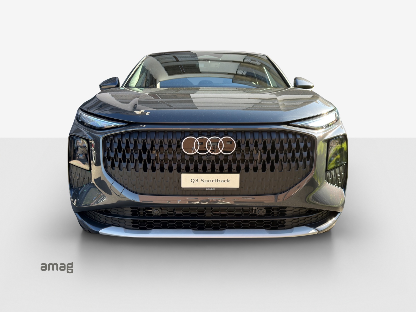 AUDI Q3 Sportback e-hybrid 200 kW S tronig-image-6