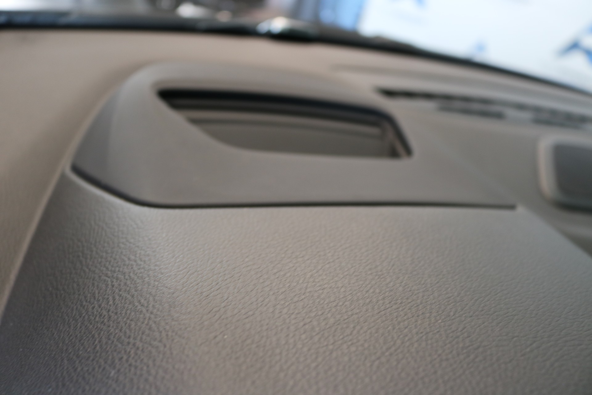 BMW 220i Gran Tourer Luxury Line Steptronic-image-43
