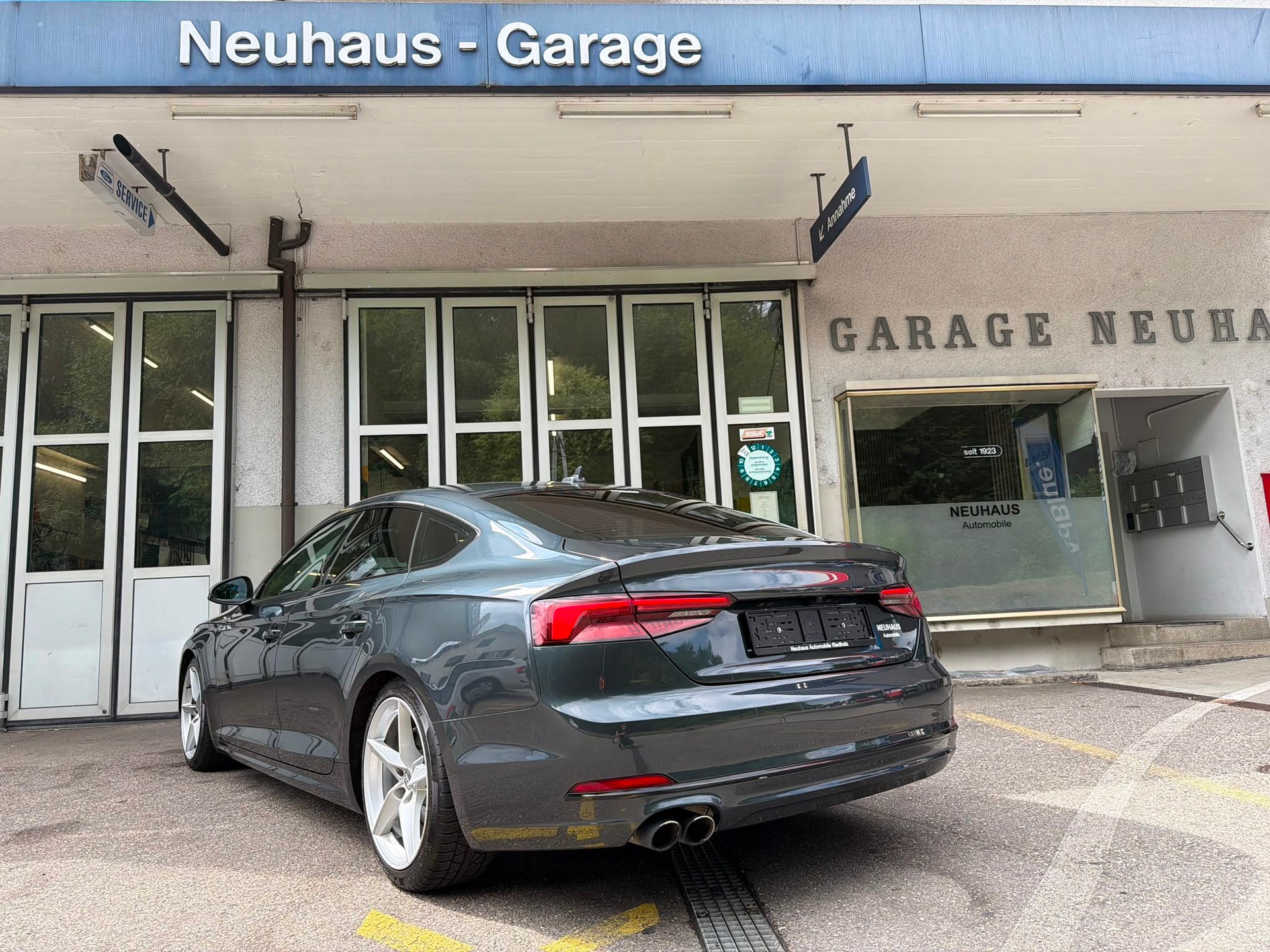 AUDI SB 40 TDI-showroom-element-2