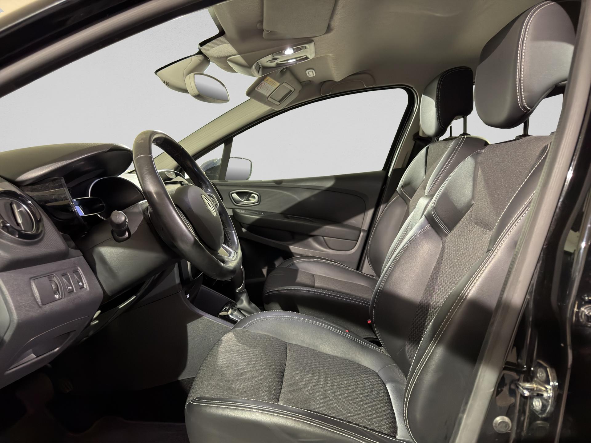 RENAULT Clio 1.2 16V T Intens EDC-image-8