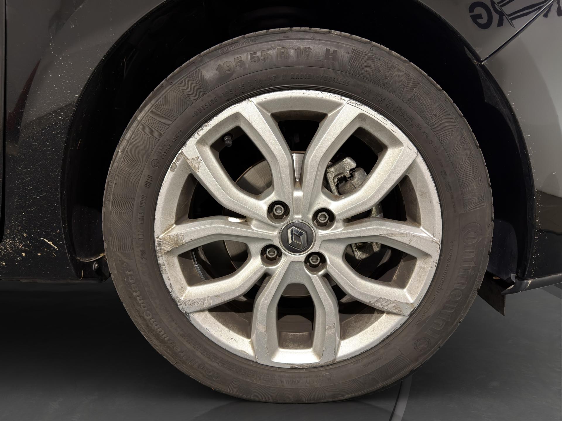 RENAULT Clio 1.2 16V T Intens EDC-image-16