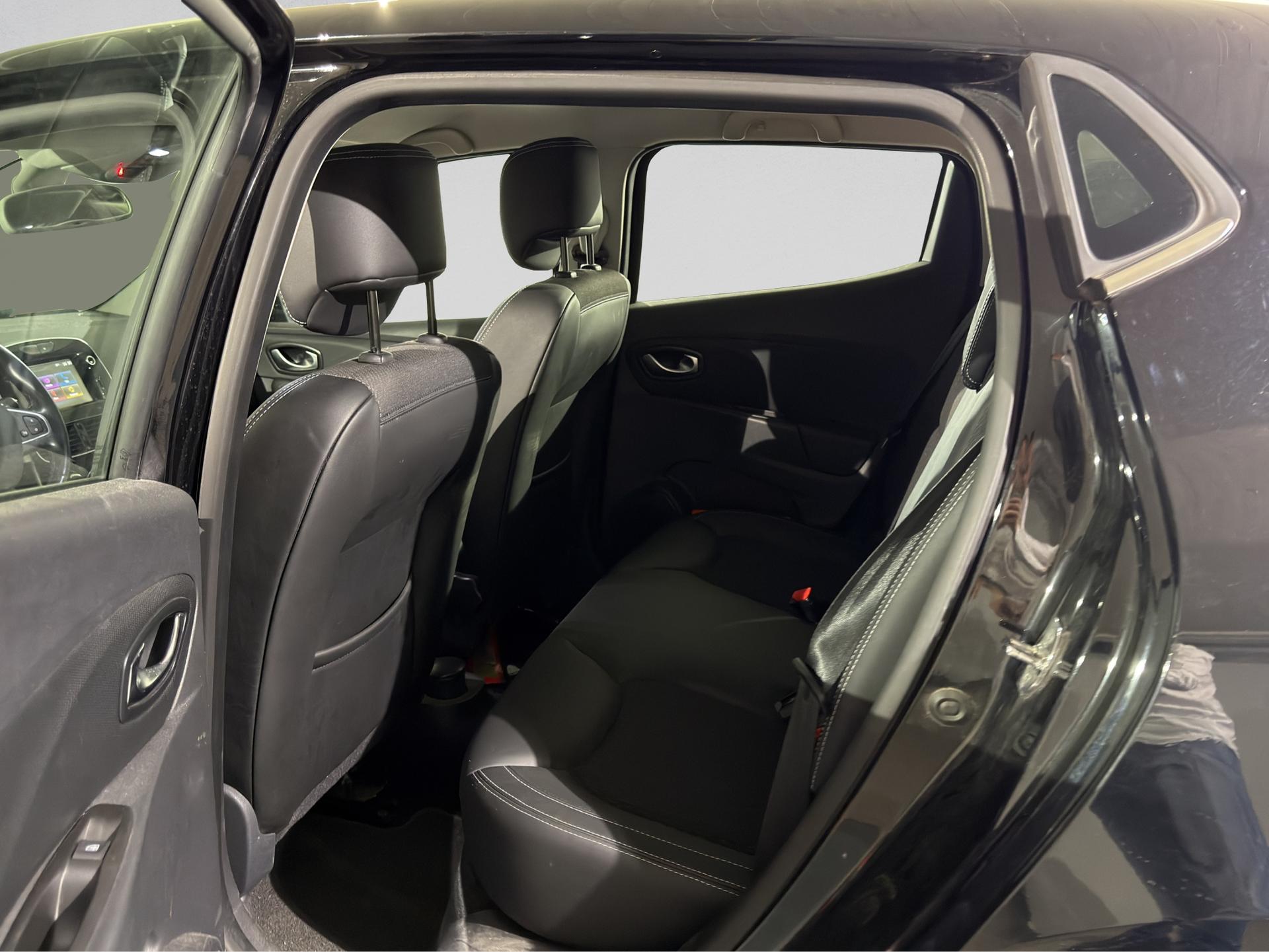 RENAULT Clio 1.2 16V T Intens EDC-image-14