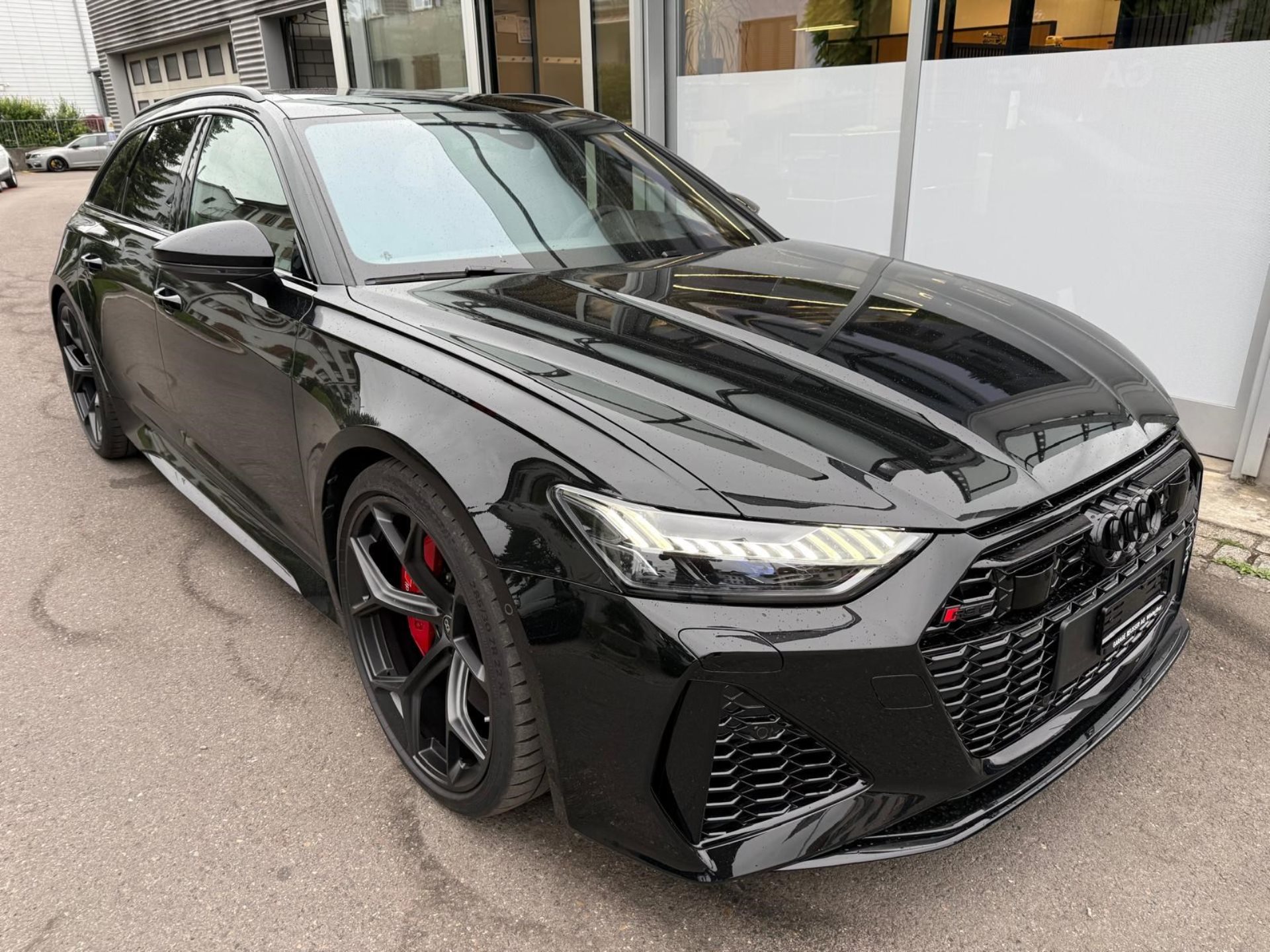 AUDI RS6 AVANT 4.0 TFSI QUATTRO PERFORMANCE *** VOLLAUSSTATTUNG & KERAMIK ***-showroom-element-2