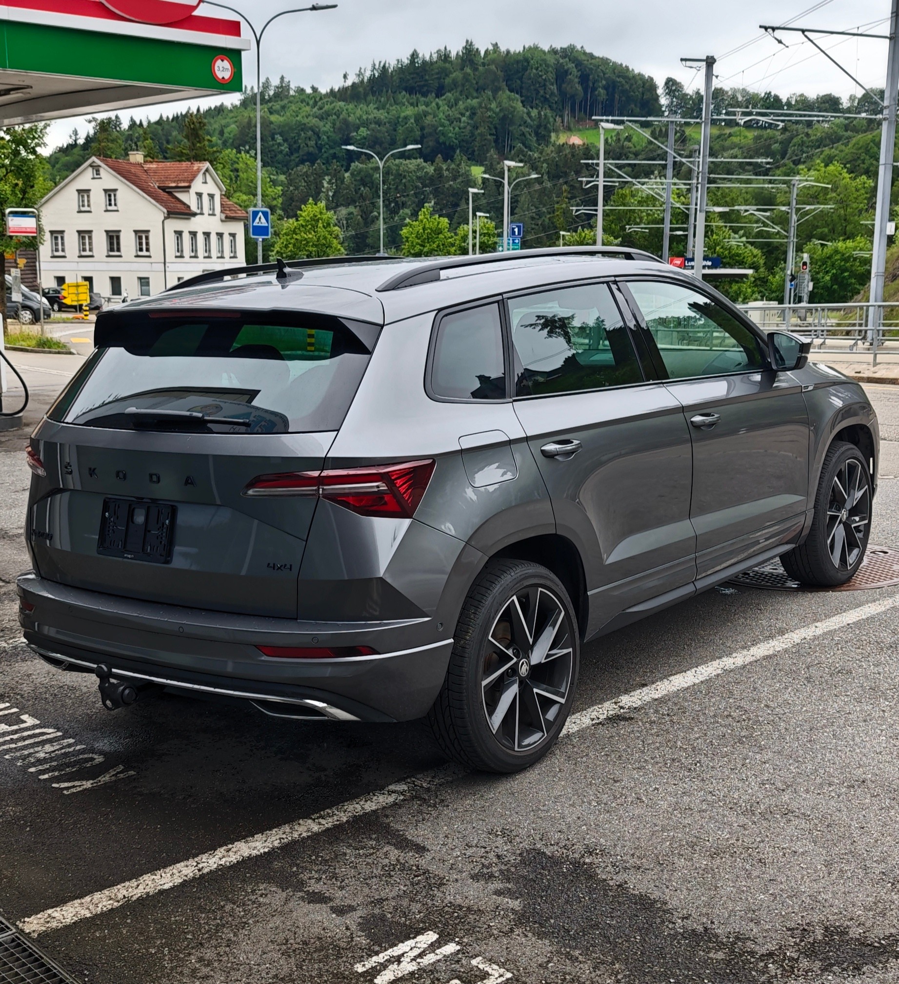 SKODA Karoq 2.0 TSI SportLine 4x4 DSG-image-3