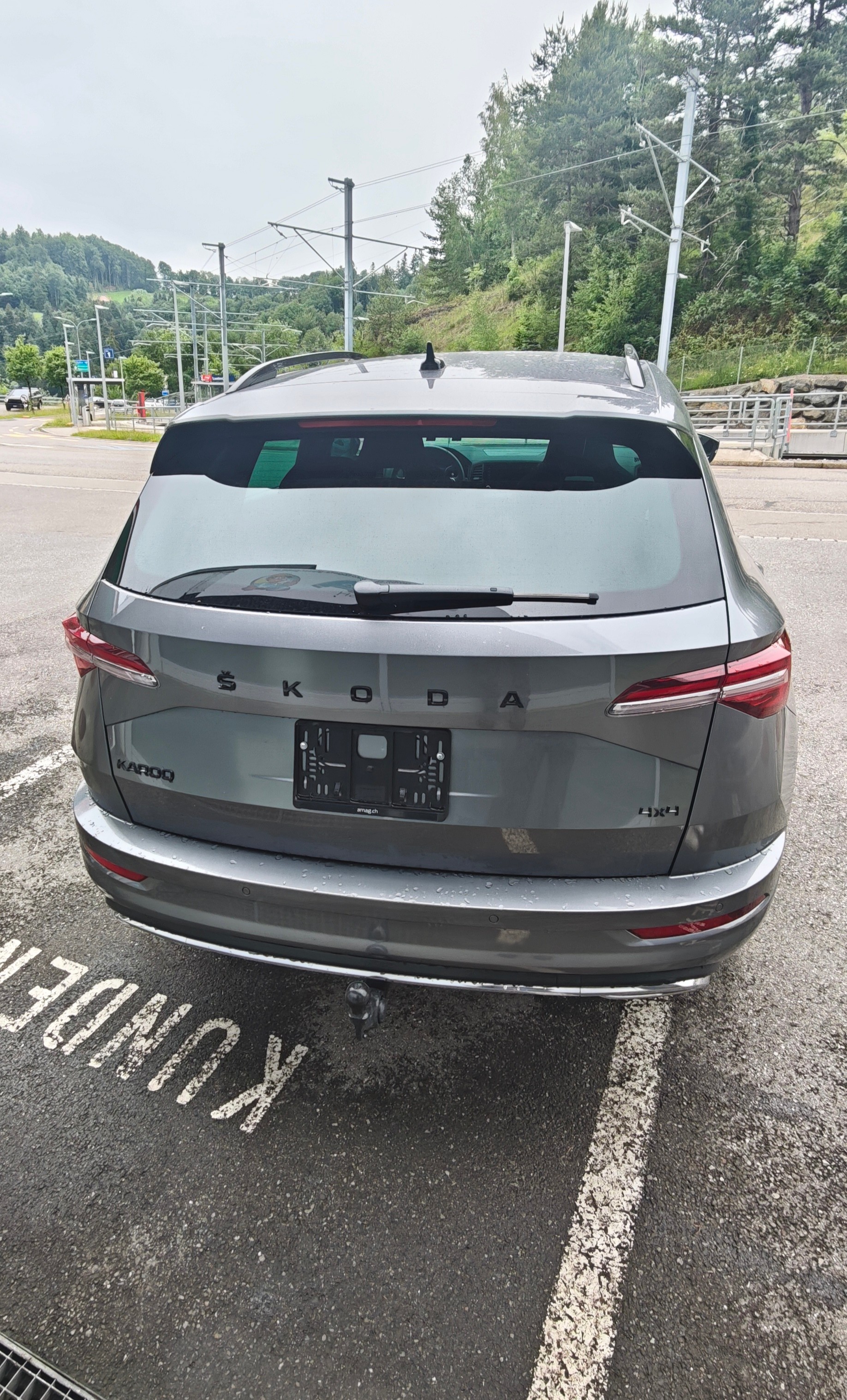 SKODA Karoq 2.0 TSI SportLine 4x4 DSG-image-4