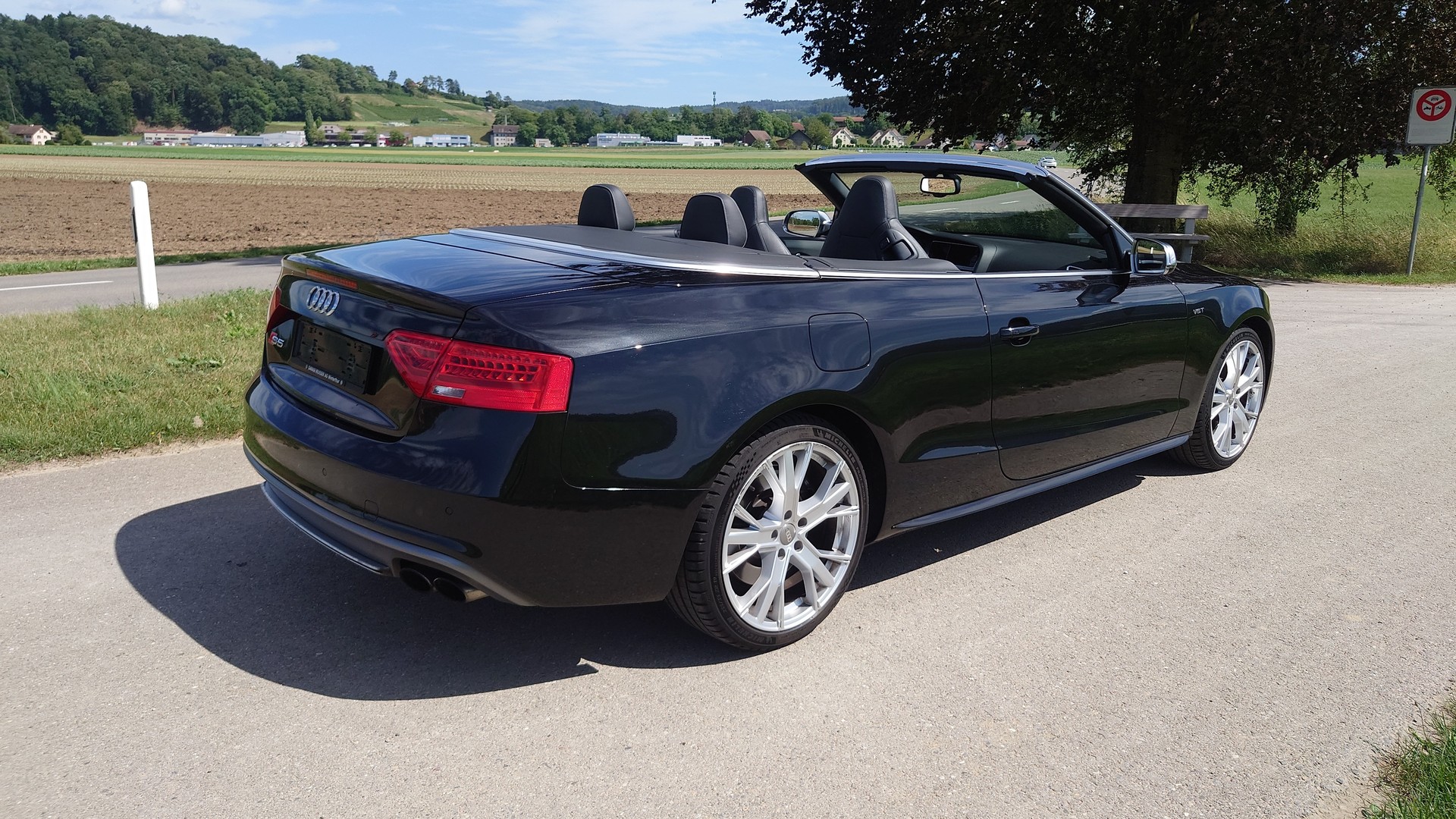 AUDI S5 Cabrio 3.0 TFSI quattro S-tronic-showroom-element-3