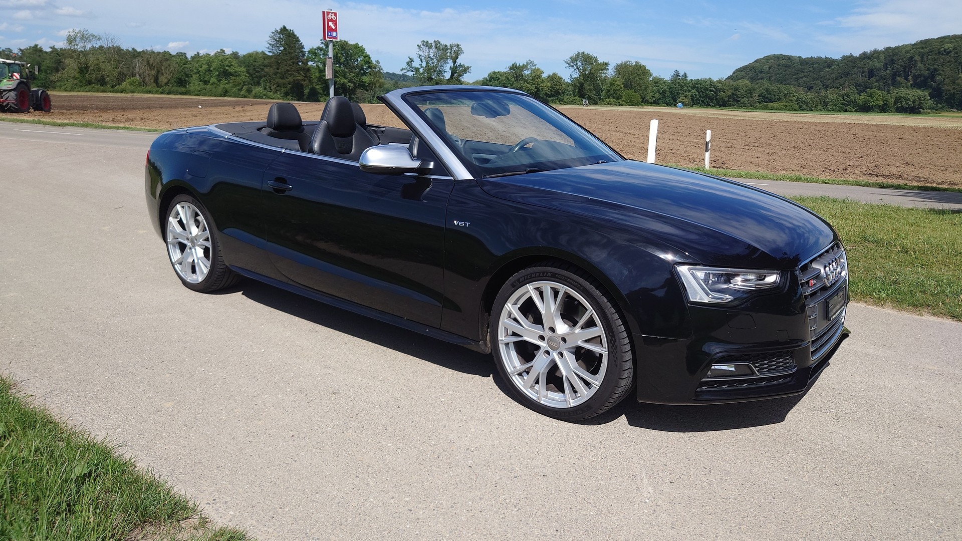 AUDI S5 Cabrio 3.0 TFSI quattro S-tronic-showroom-element-1