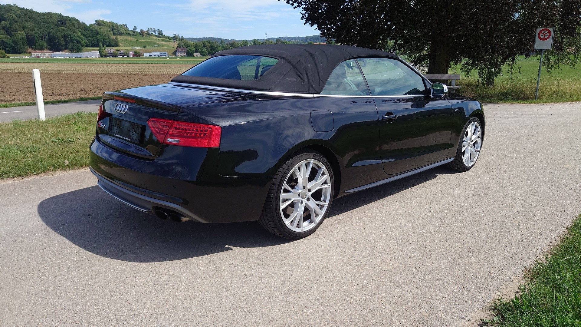 AUDI S5 Cabrio 3.0 TFSI quattro S-tronic-image-10