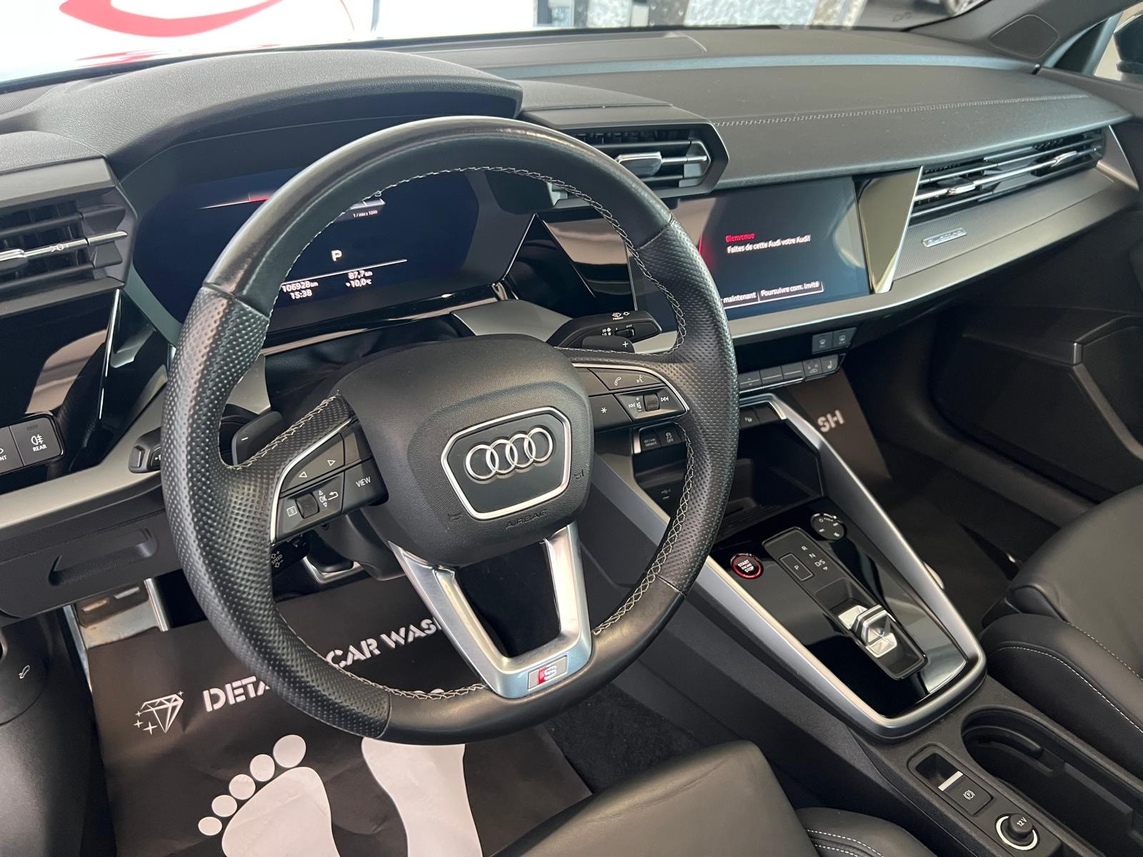 AUDI S3 Limousine 2.0 TFSI quattro S-tronic-image-11