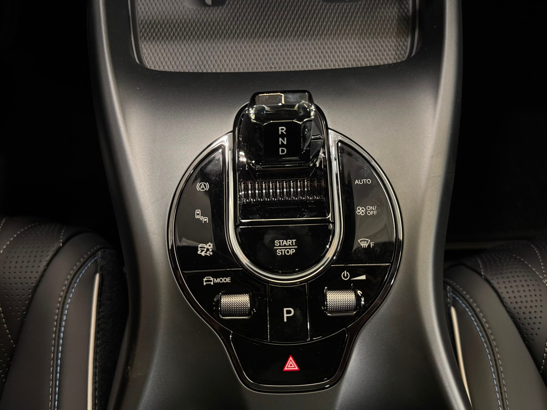 BYD Seal 82,2 kWh Excellence AWD MY 26 *Polar White*-image-19