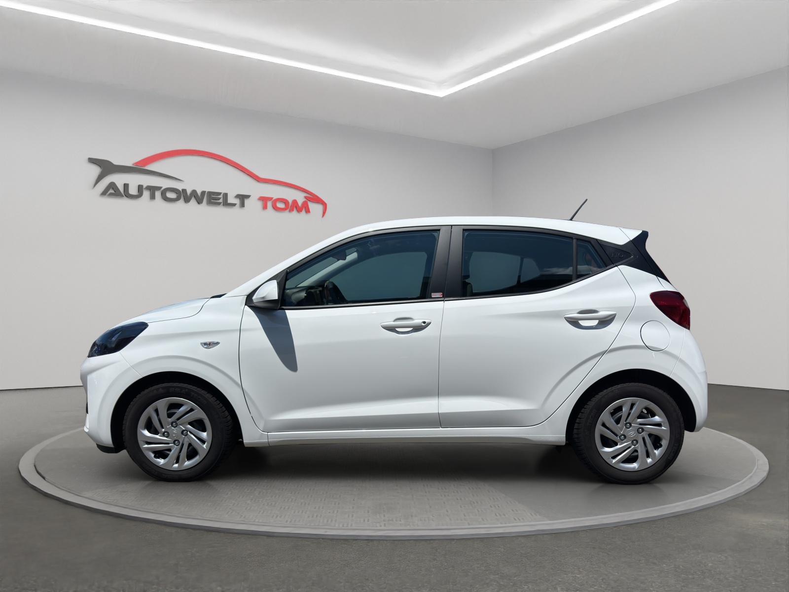 HYUNDAI i10 1.0 Origo *CH-Wagen*Automat*Rückfahrkamera*Tempomat*-image-1