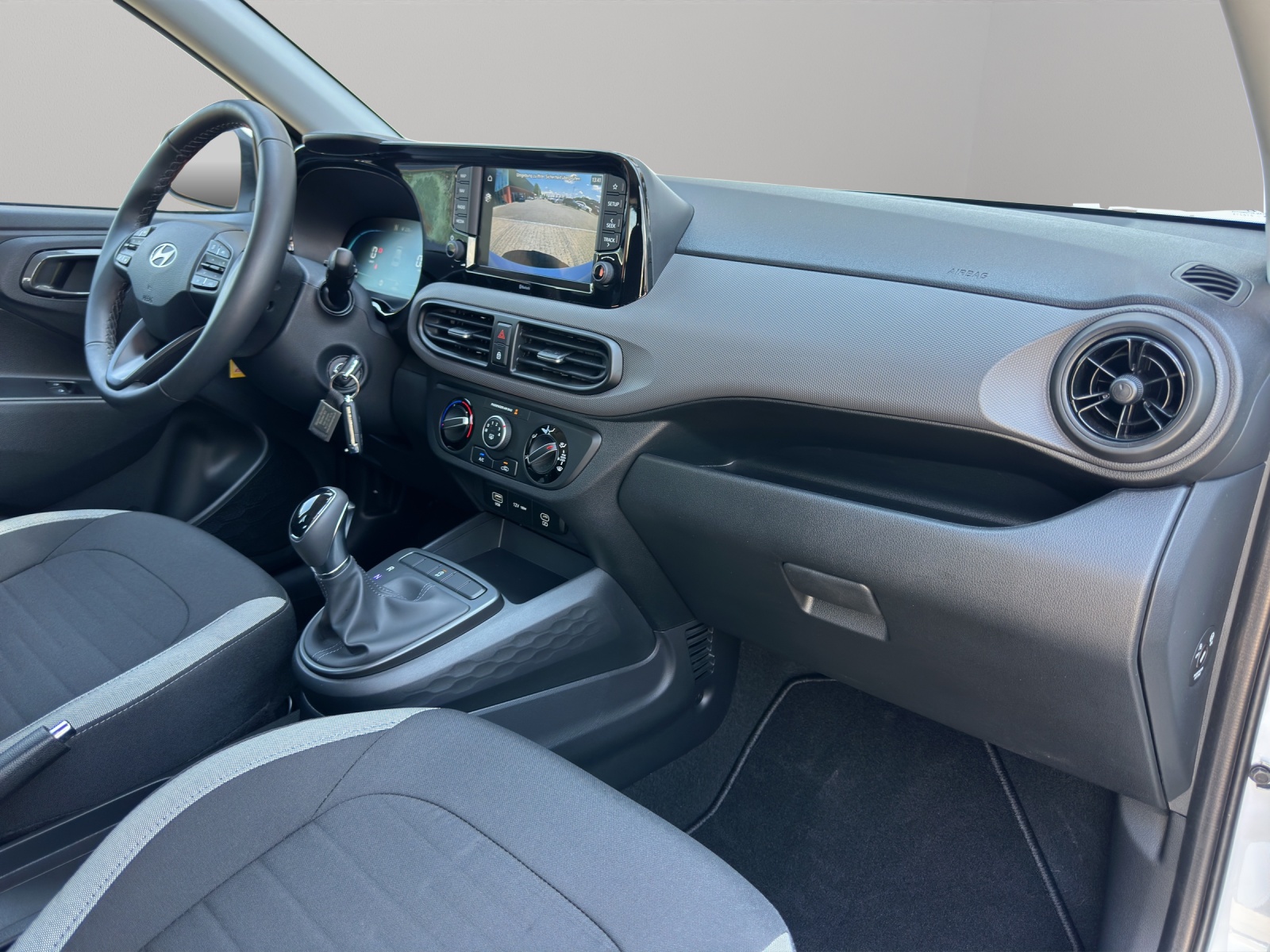 HYUNDAI i10 1.0 Origo *CH-Wagen*Automat*Rückfahrkamera*Tempomat*-image-12
