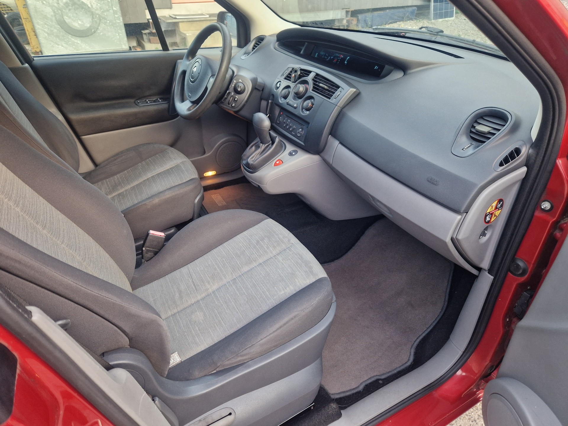 RENAULT Scenic 2-image-12