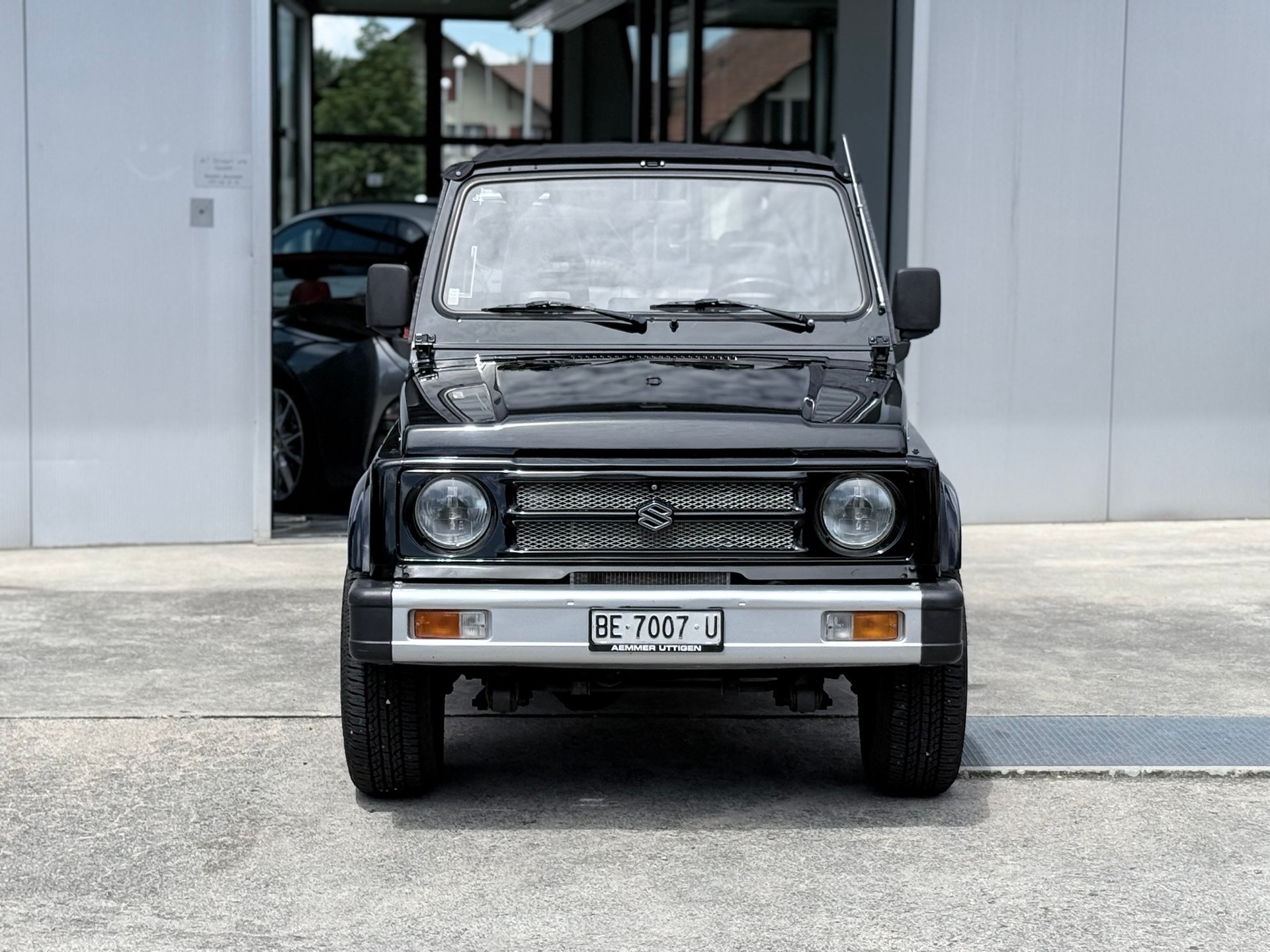 SUZUKI Samurai Cabrio EFI-showroom-element-1