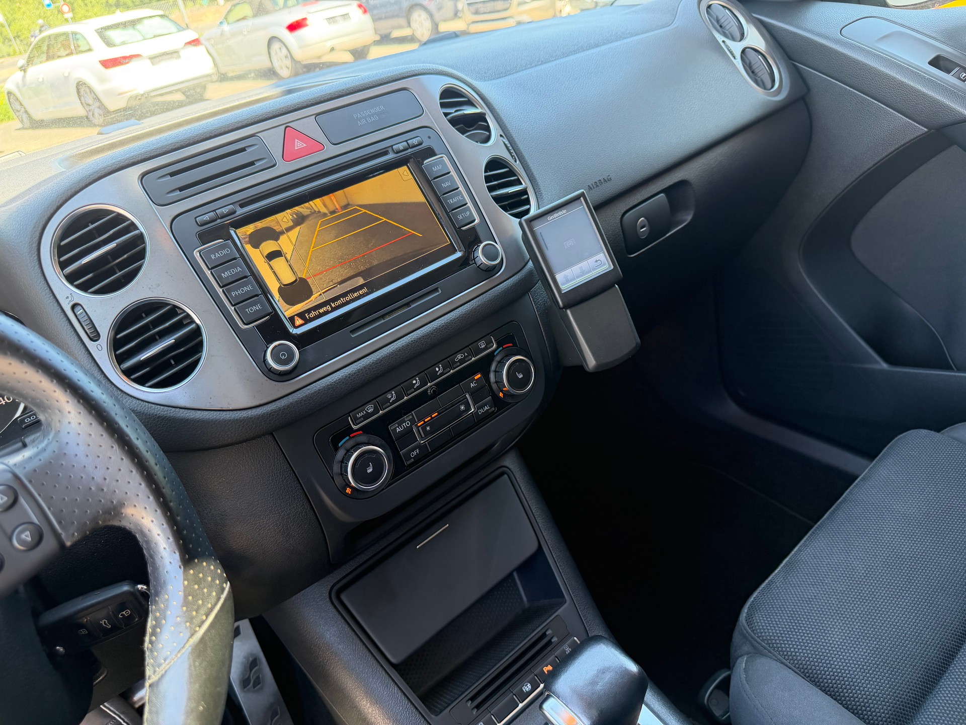 VW Tiguan 2.0 TSI Trend&Fun Tiptronic-image-13
