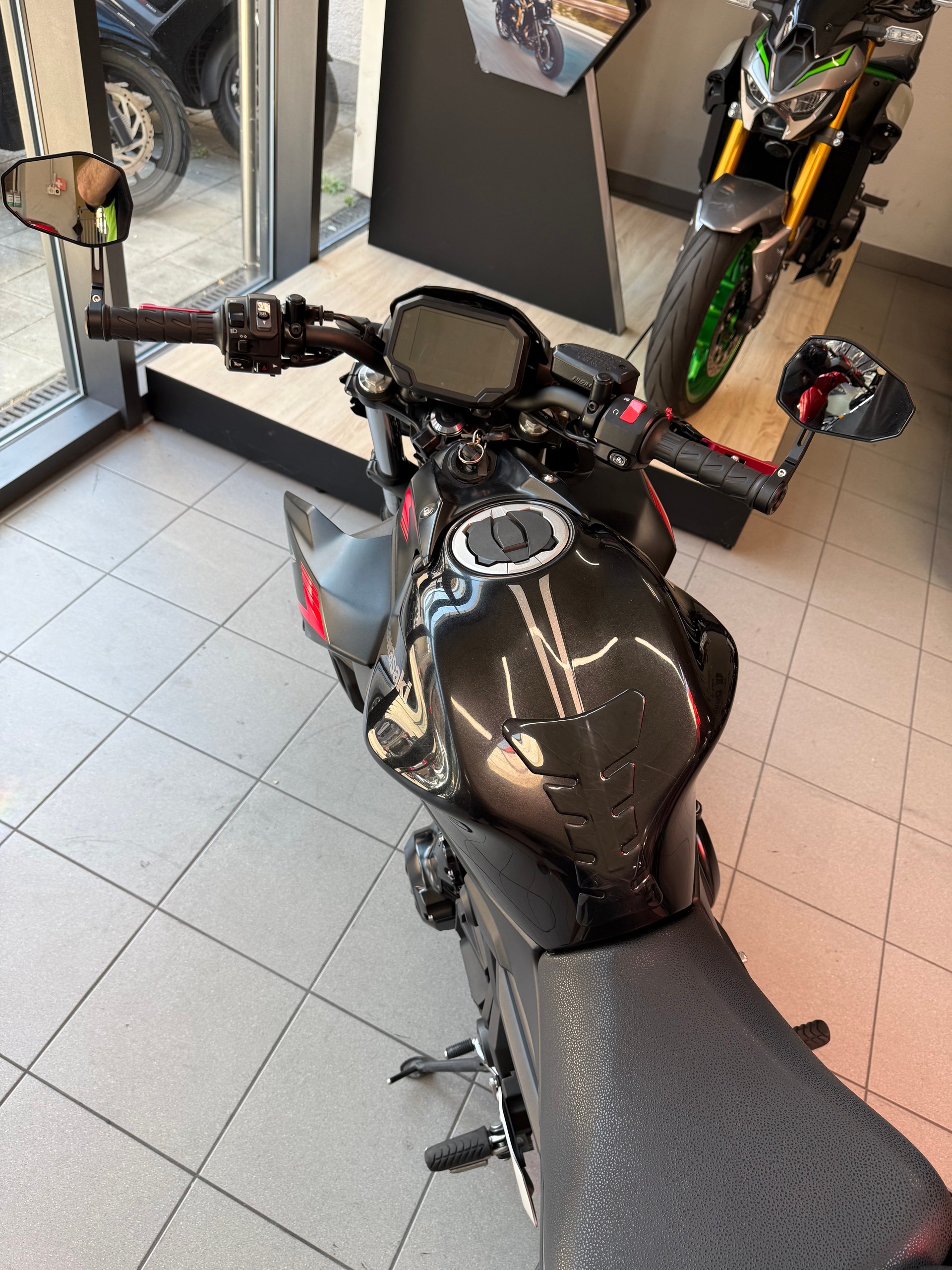 KAWASAKI Z 650 (35kW)-image-4