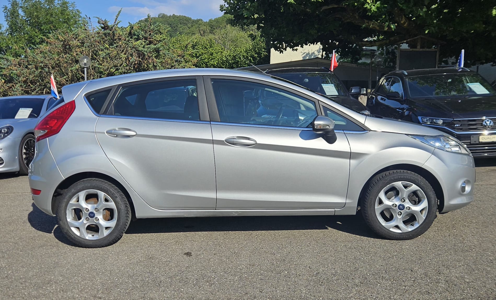 FORD Fiesta 1.4 16V Titanium Automatic-image-6