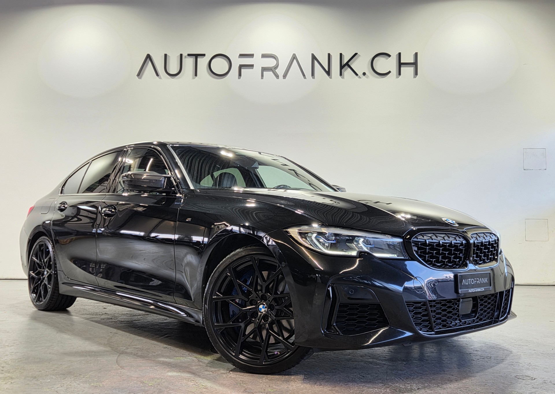 BMW M340i xDrive-image-13