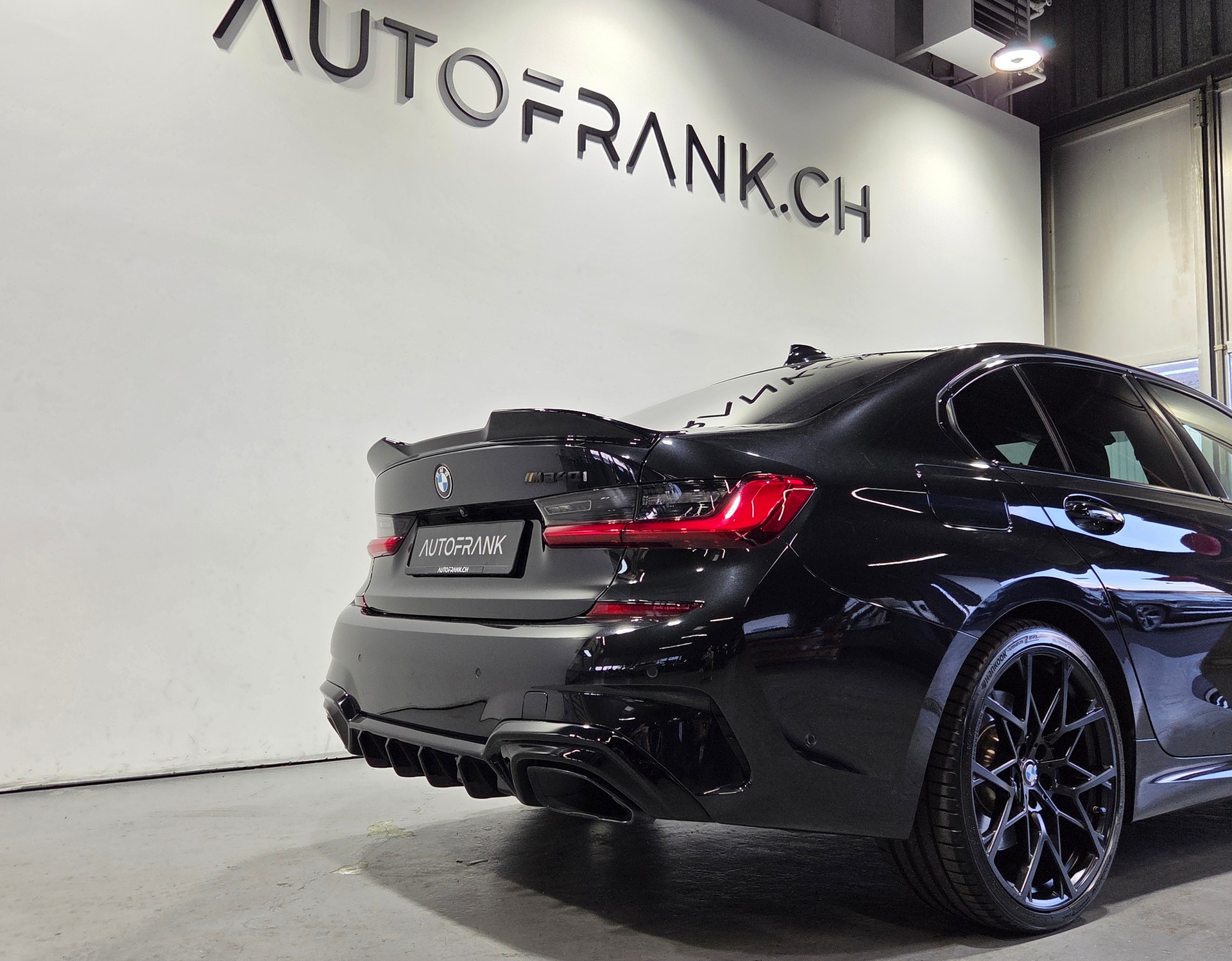 BMW M340i xDrive-image-9