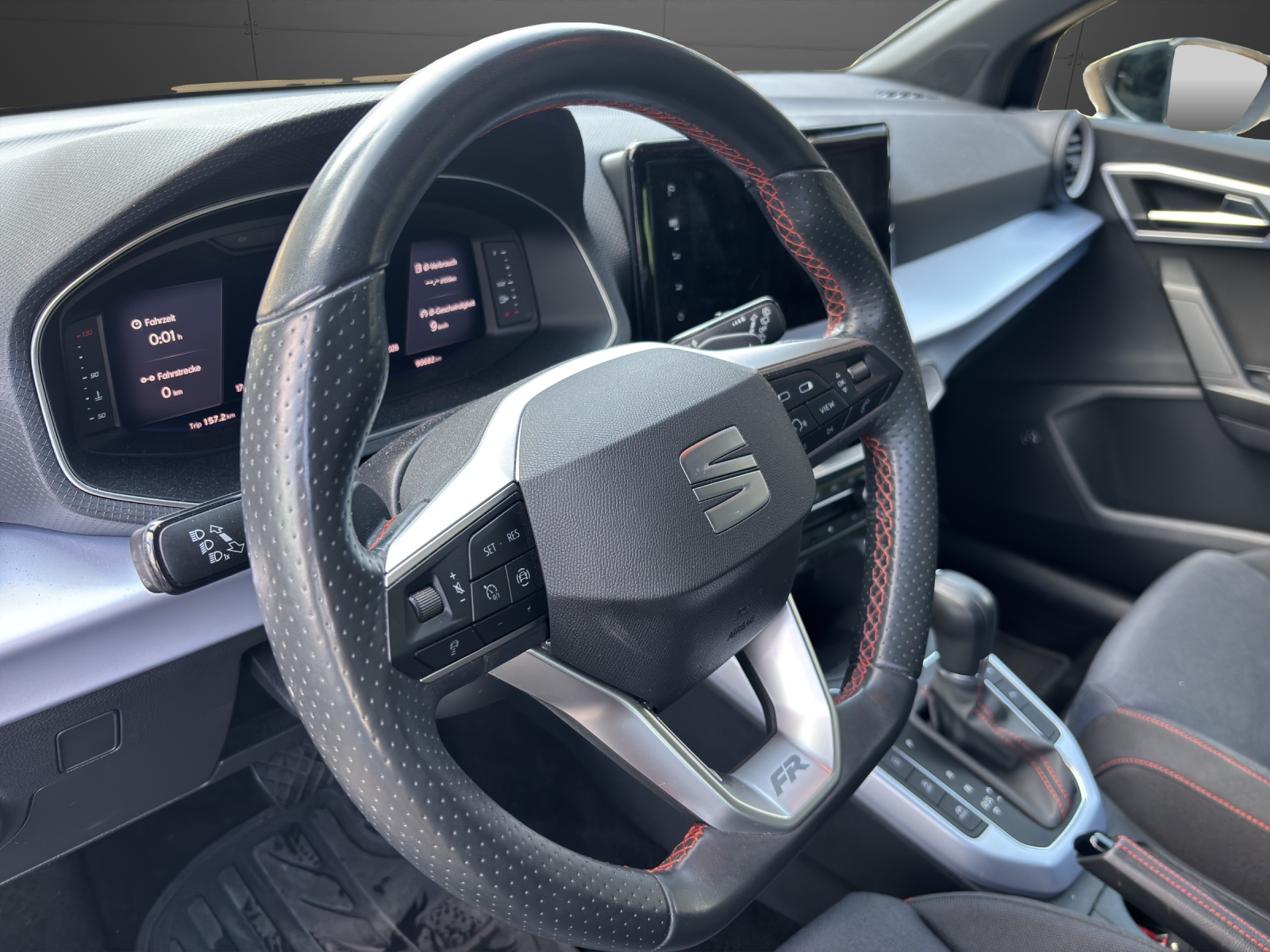 SEAT Arona 1.5 Eco TSI FR DSG-showroom-element-3
