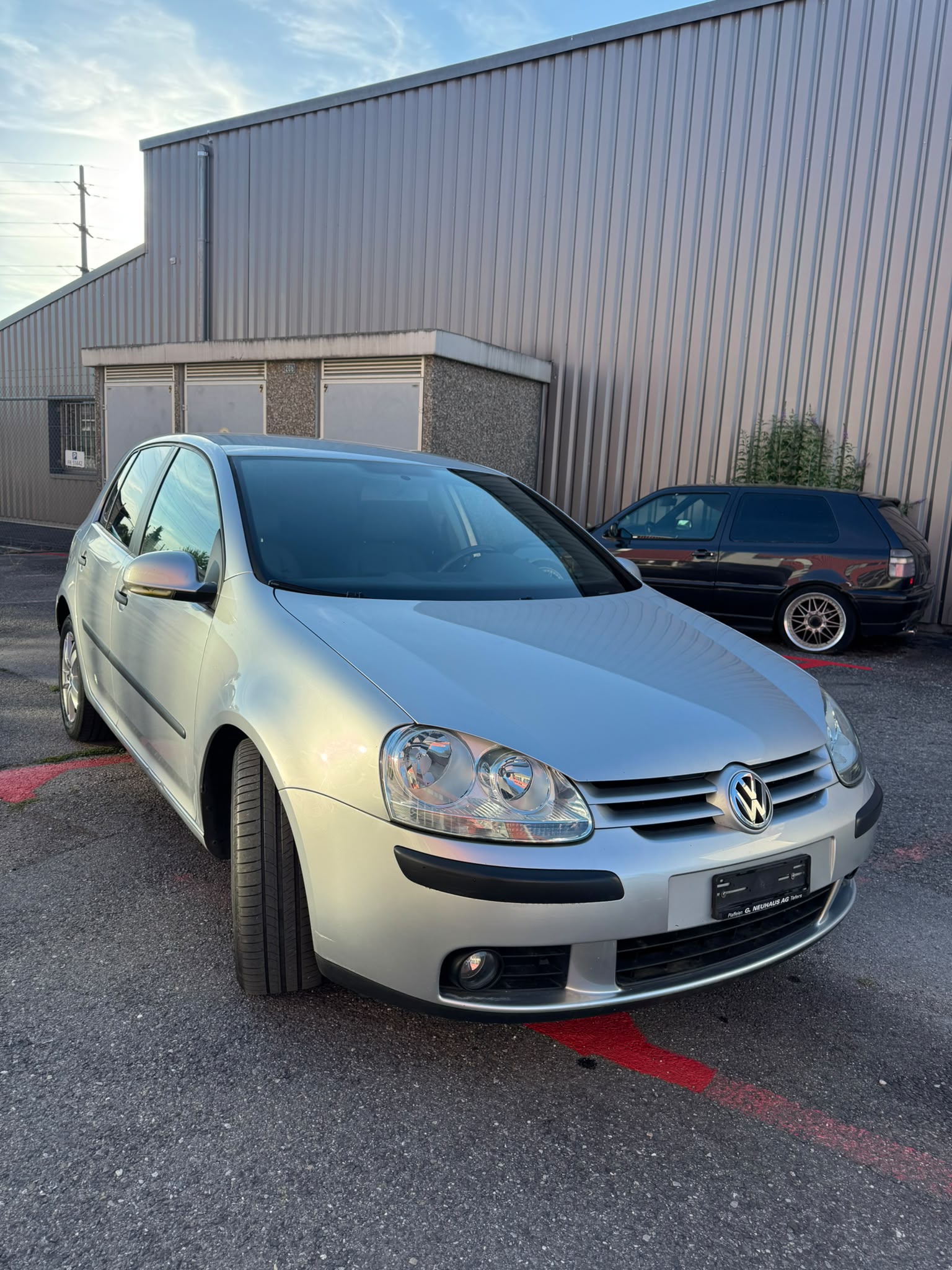 VW Golf 2.0 FSI Sportline-image-3