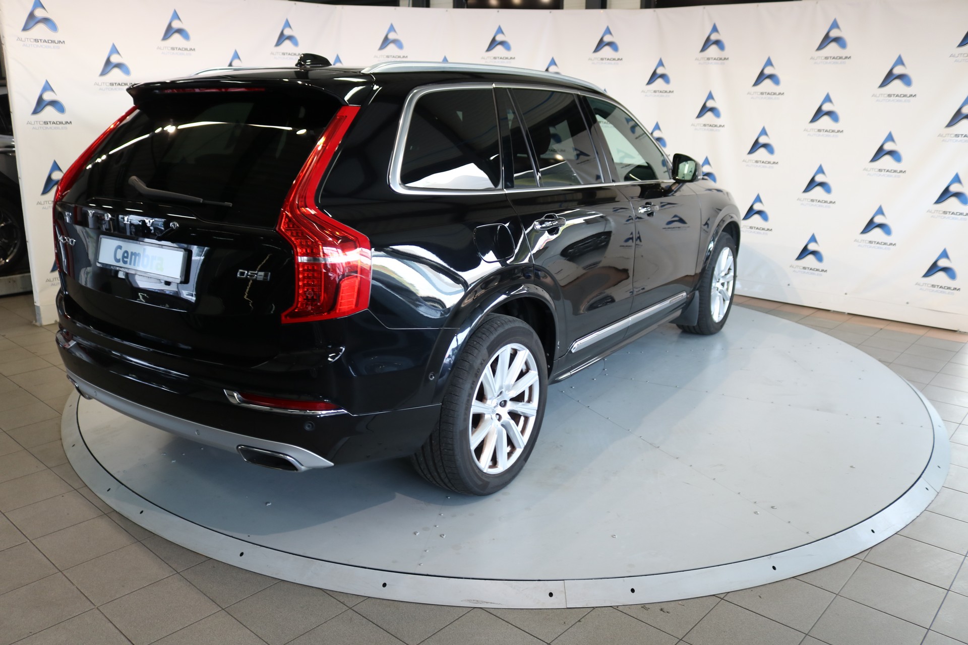 VOLVO XC90 D5 AWD Inscription Geartronic-image-25
