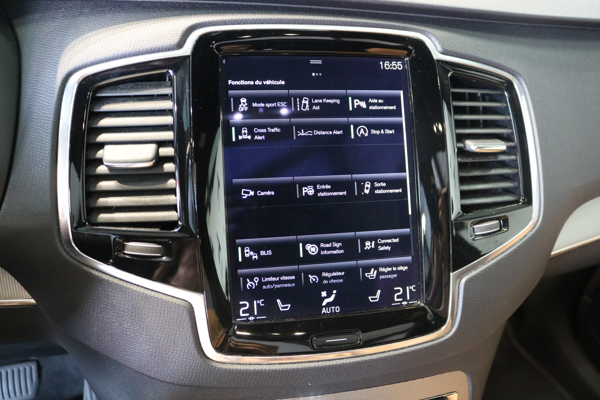 VOLVO XC90 D5 AWD Inscription Geartronic-image-51