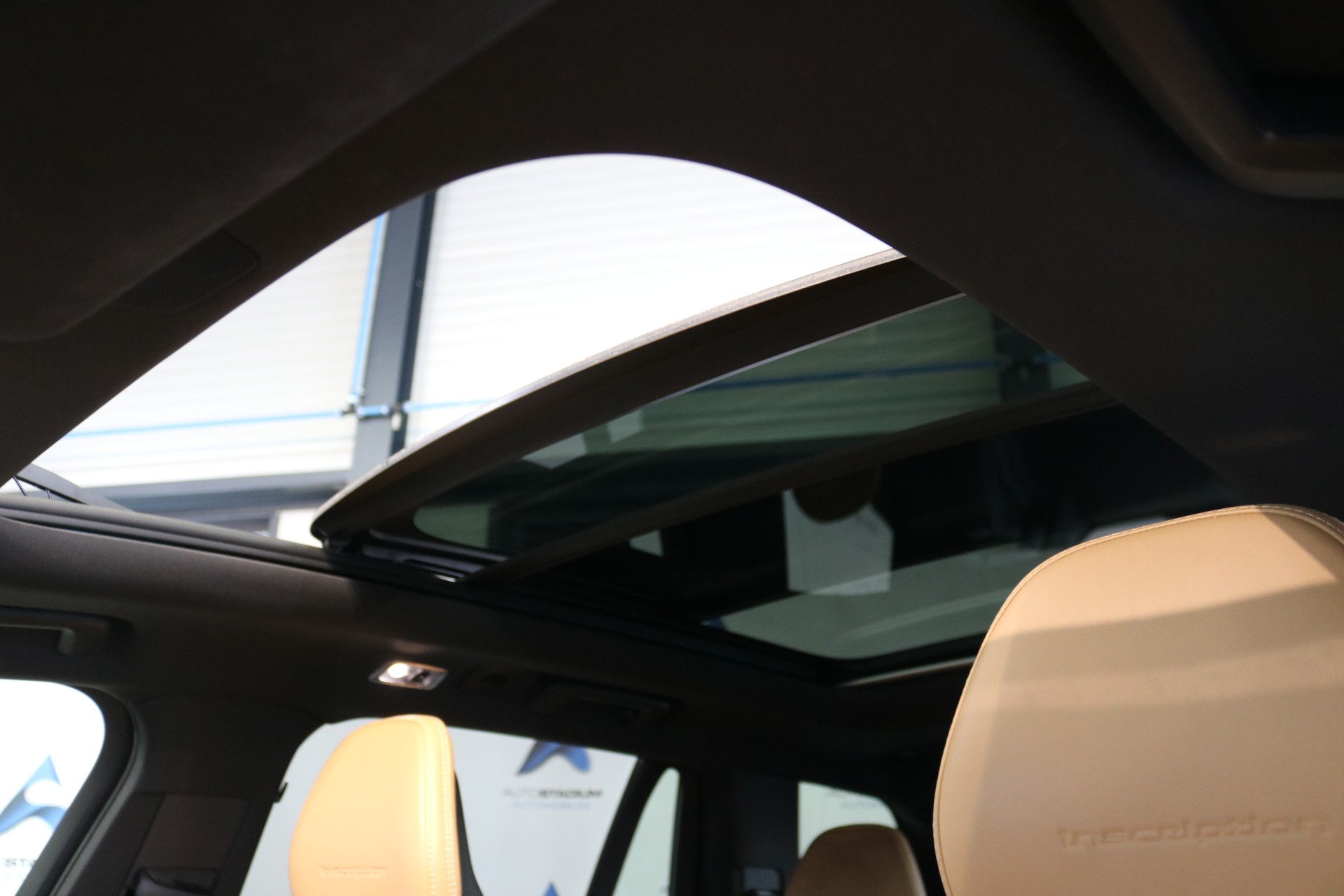 VOLVO XC90 D5 AWD Inscription Geartronic-image-53