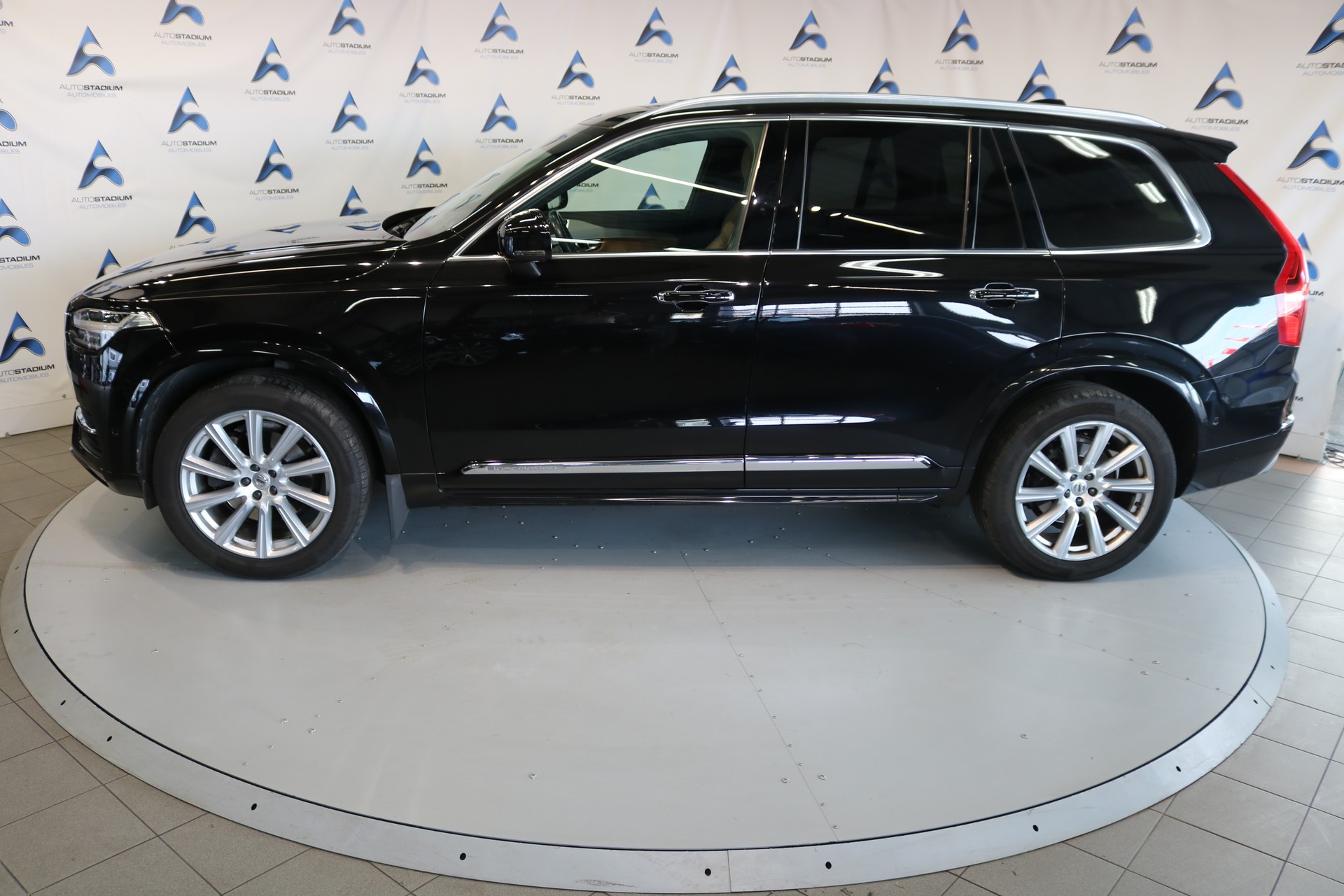 VOLVO XC90 D5 AWD Inscription Geartronic-image-18