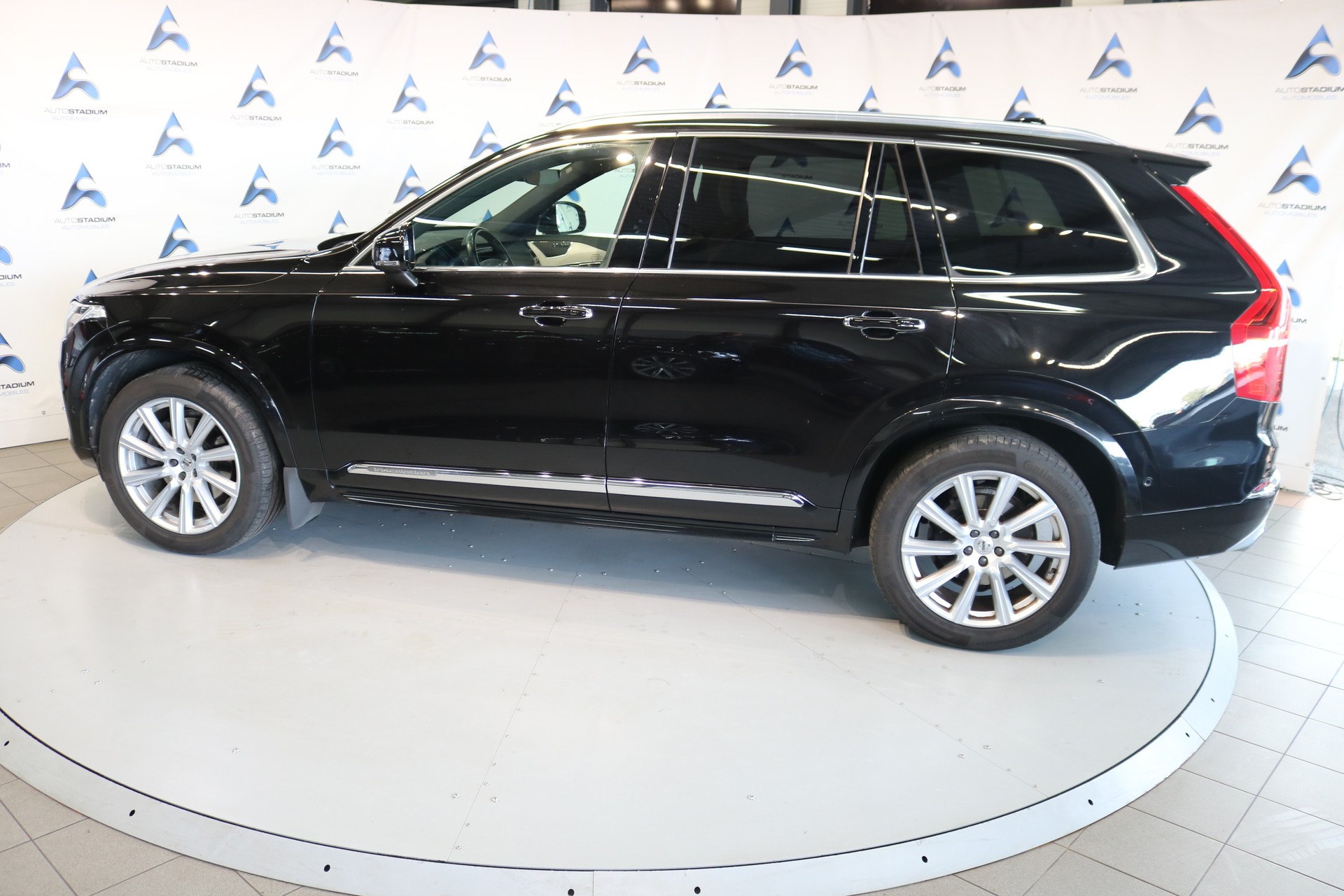 VOLVO XC90 D5 AWD Inscription Geartronic-image-19