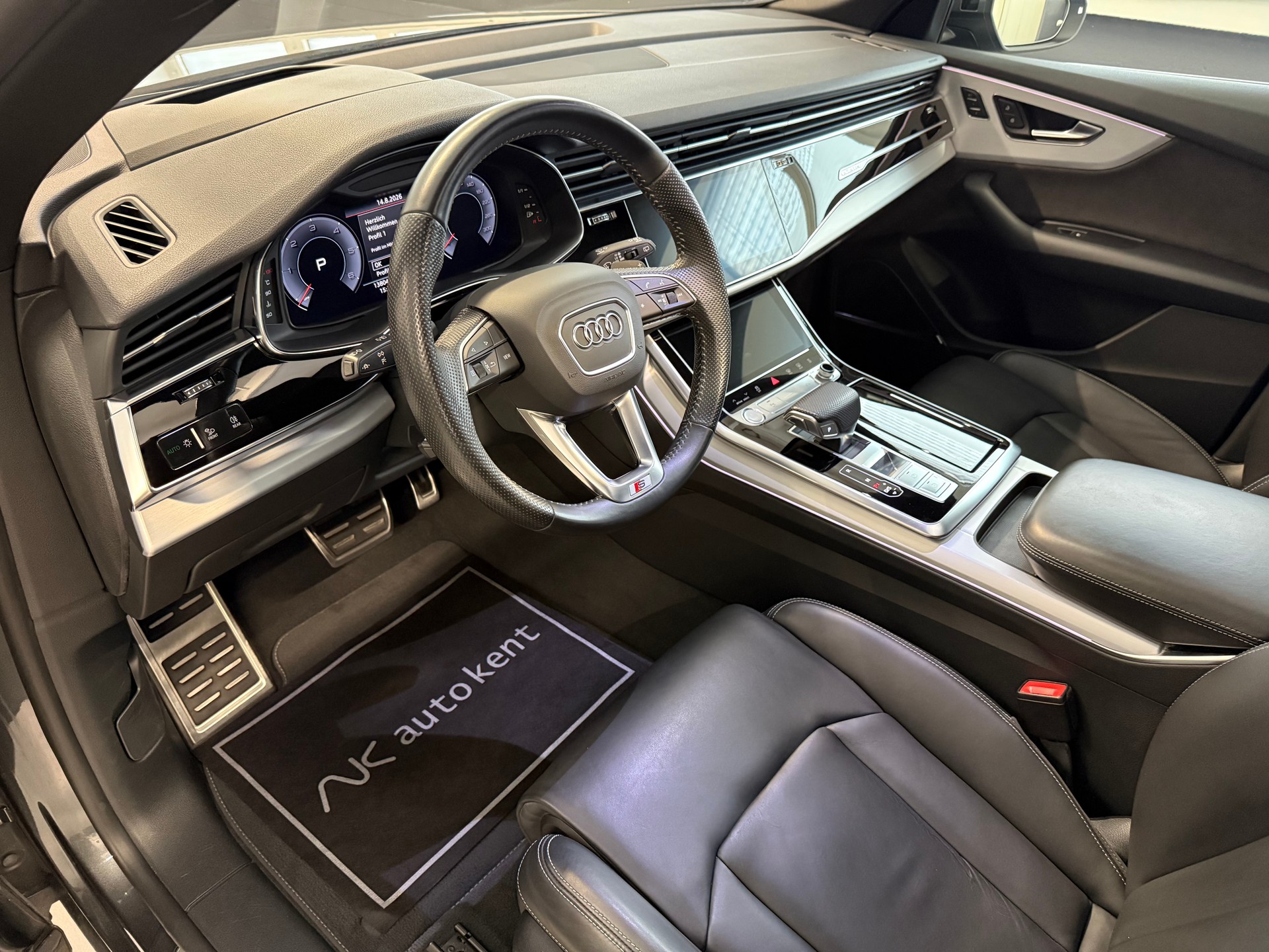 AUDI Q8 50 TDI S Line quattro tiptronic-image-6